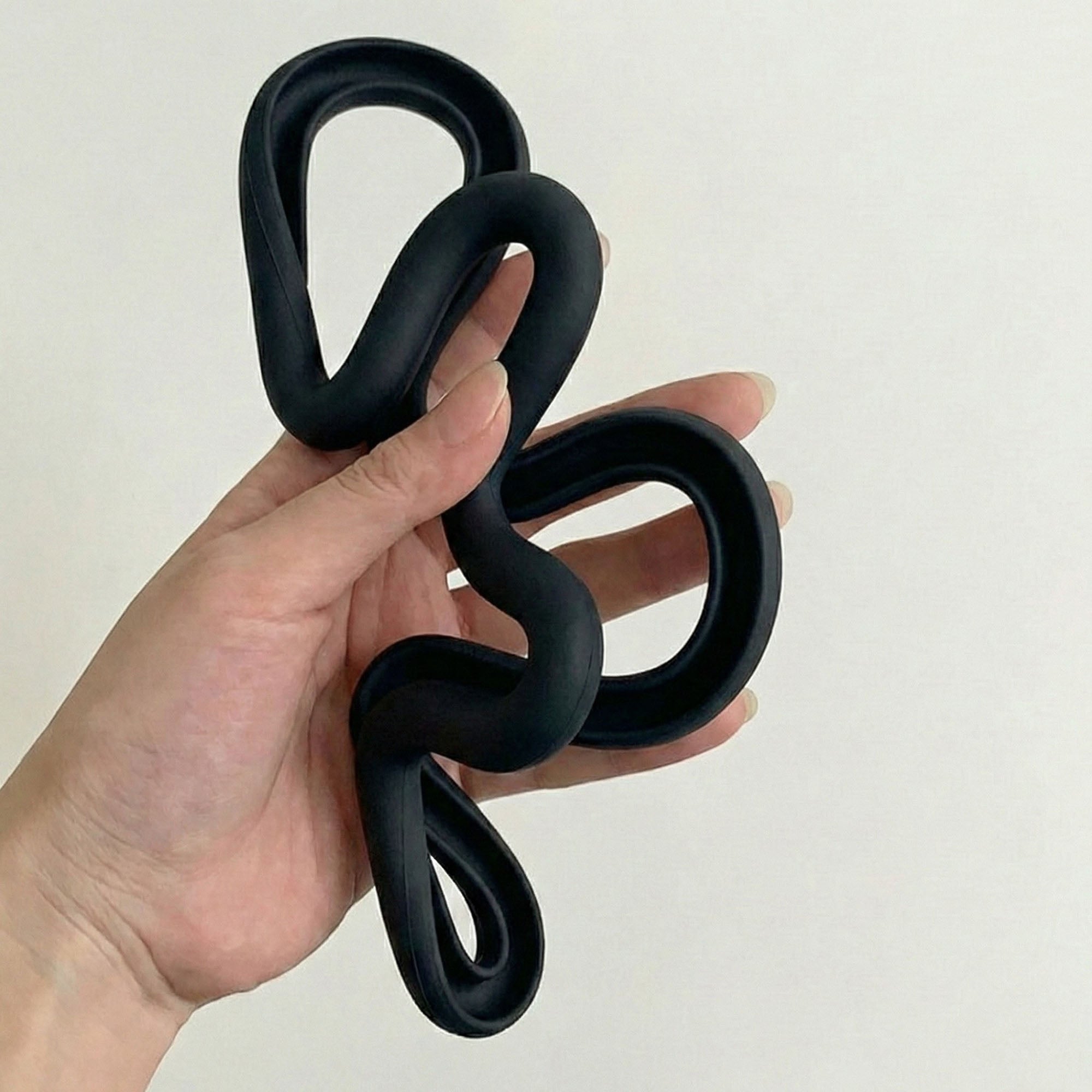 Anna-Kaci 2-PC Wavy Silicone Trivet Heat Resistant Non Slip Countertop Pot Holder