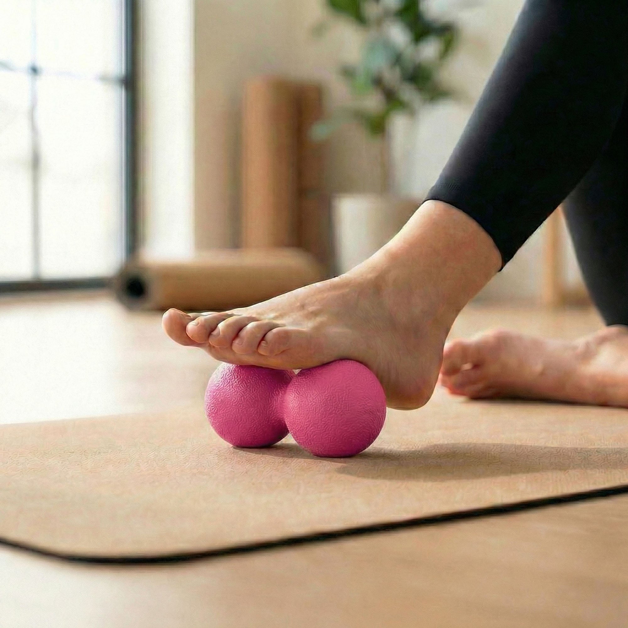 Anna-Kaci 2-PC Peanut Massage Ball for Deep Tissue Back and Foot Muscle Relief