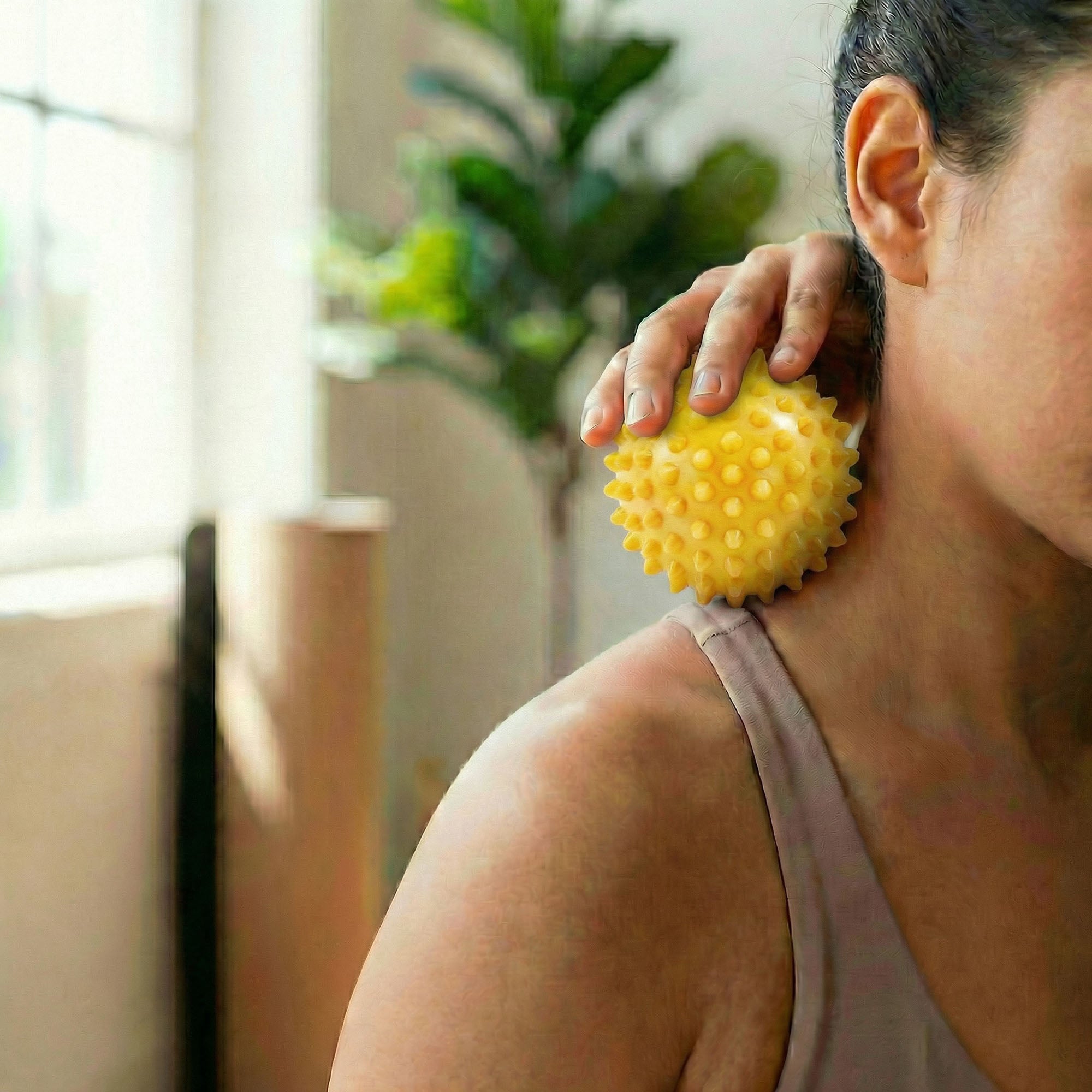 Anna-Kaci 4-PC Spiky Massage Ball for Muscle Relief and Trigger Point Therapy