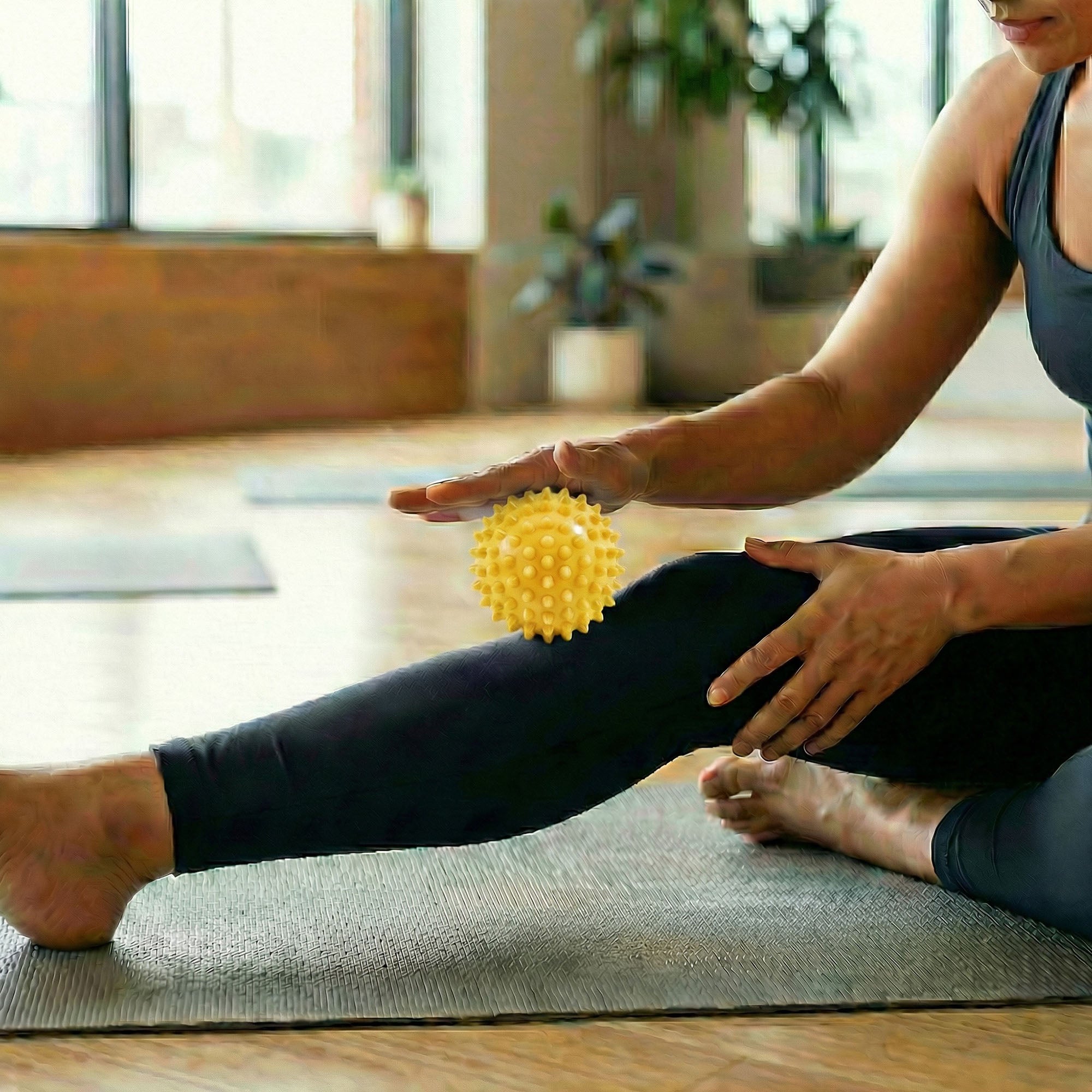 Anna-Kaci 4-PC Spiky Massage Ball for Muscle Relief and Trigger Point Therapy
