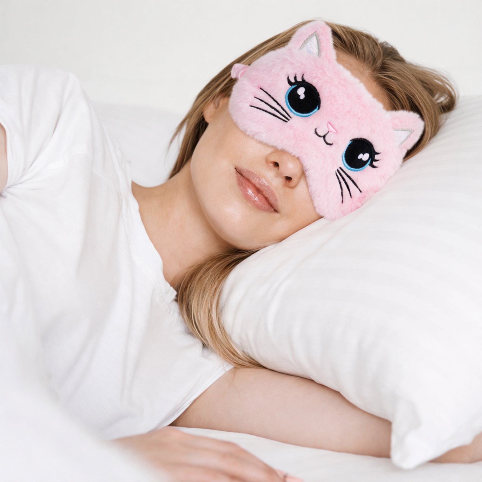Anna-Kaci Plush Cat Face Sleep Mask Soft Faux Fur Eye Cover with Embroidered Design Elastic Satin Strap