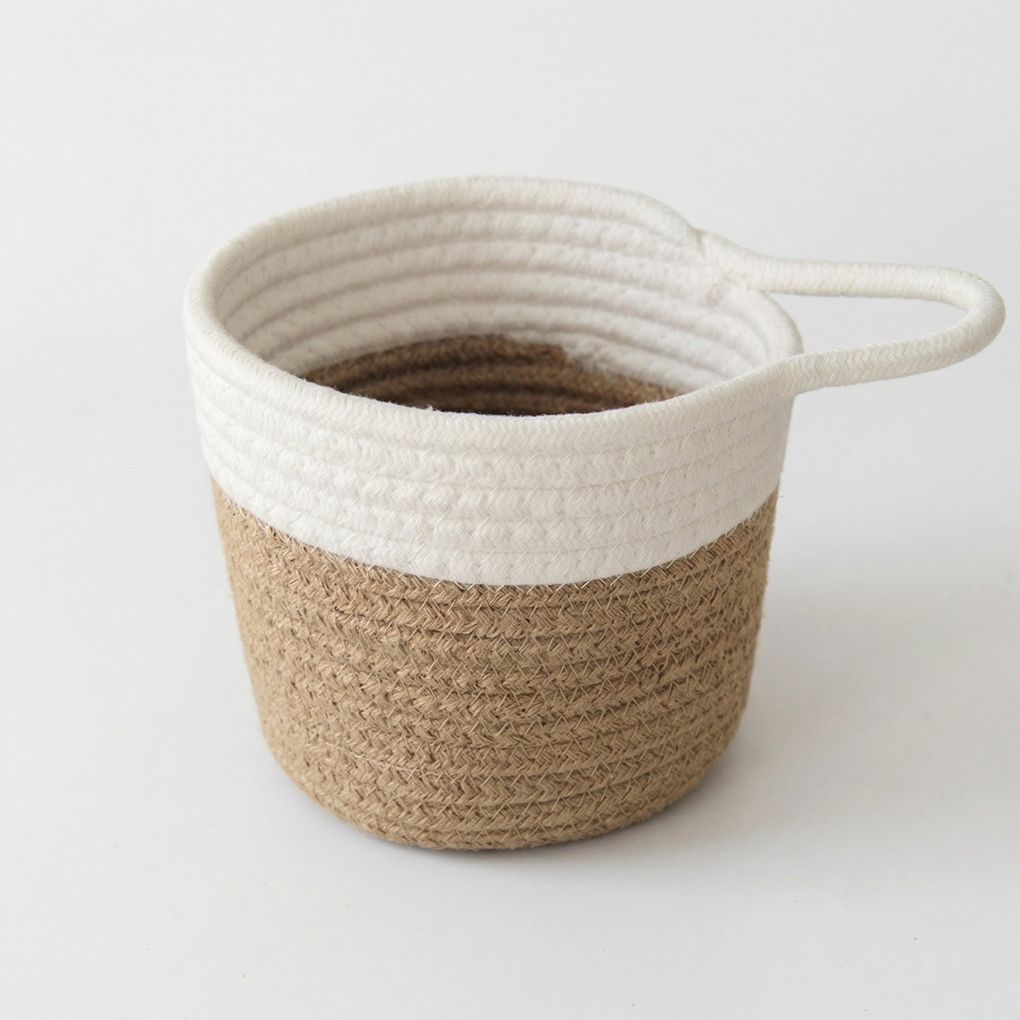 Anna-Kaci Small Hanging Storage Basket with Handle Woven Style Organizer for Bathroom Bedroom Entryway