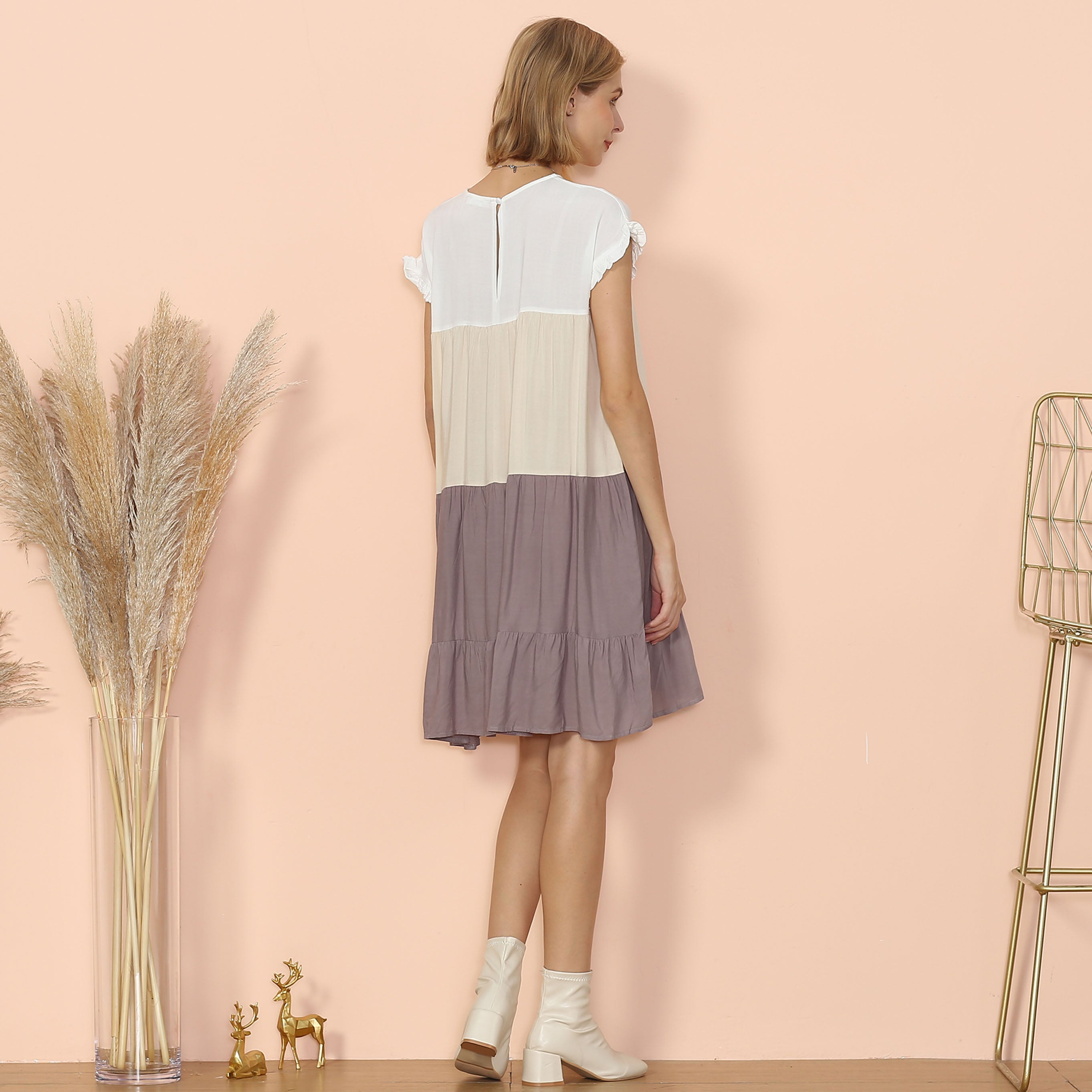 Vestido de colores con volantes
