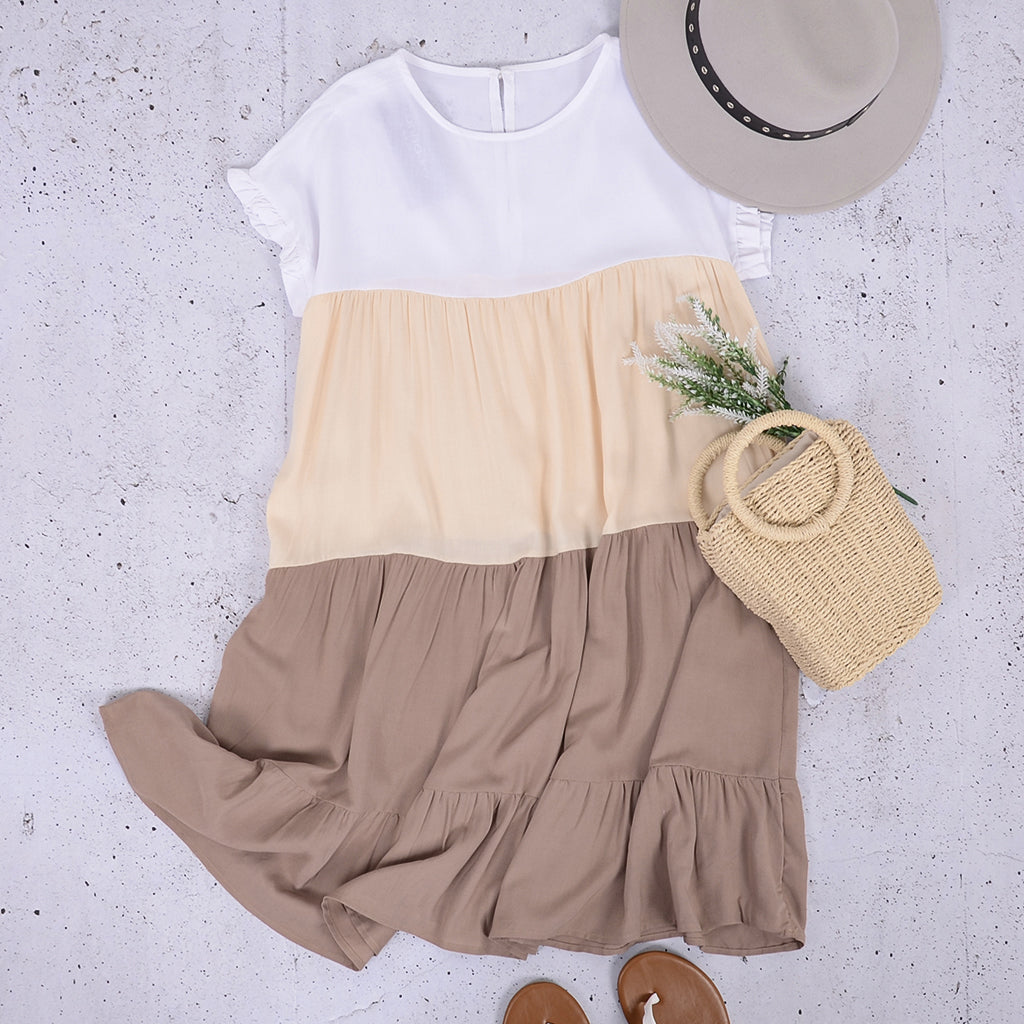 Vestido de colores con volantes