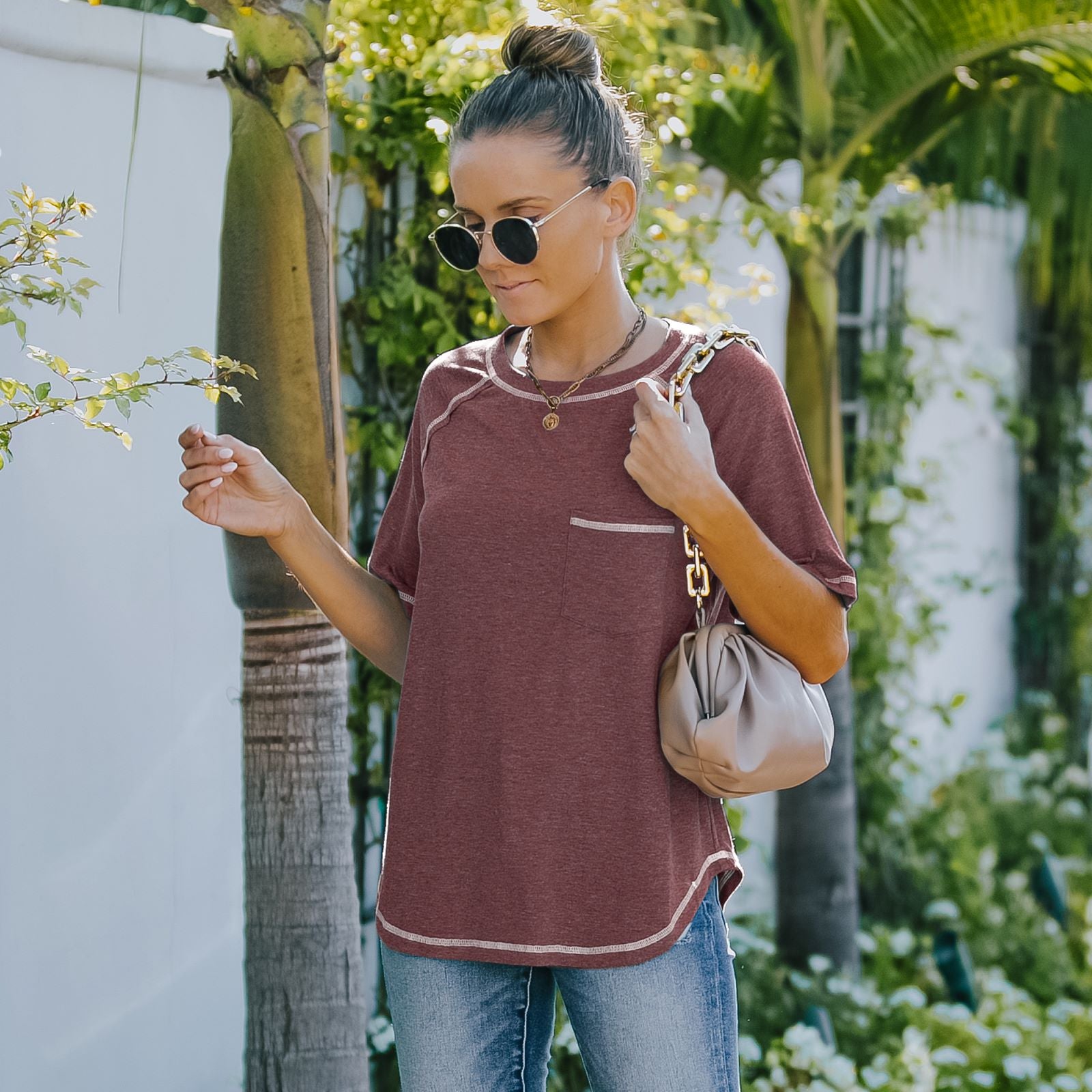 Camiseta básica de verano con cuello redondo, manga corta y bolsillo en el pecho