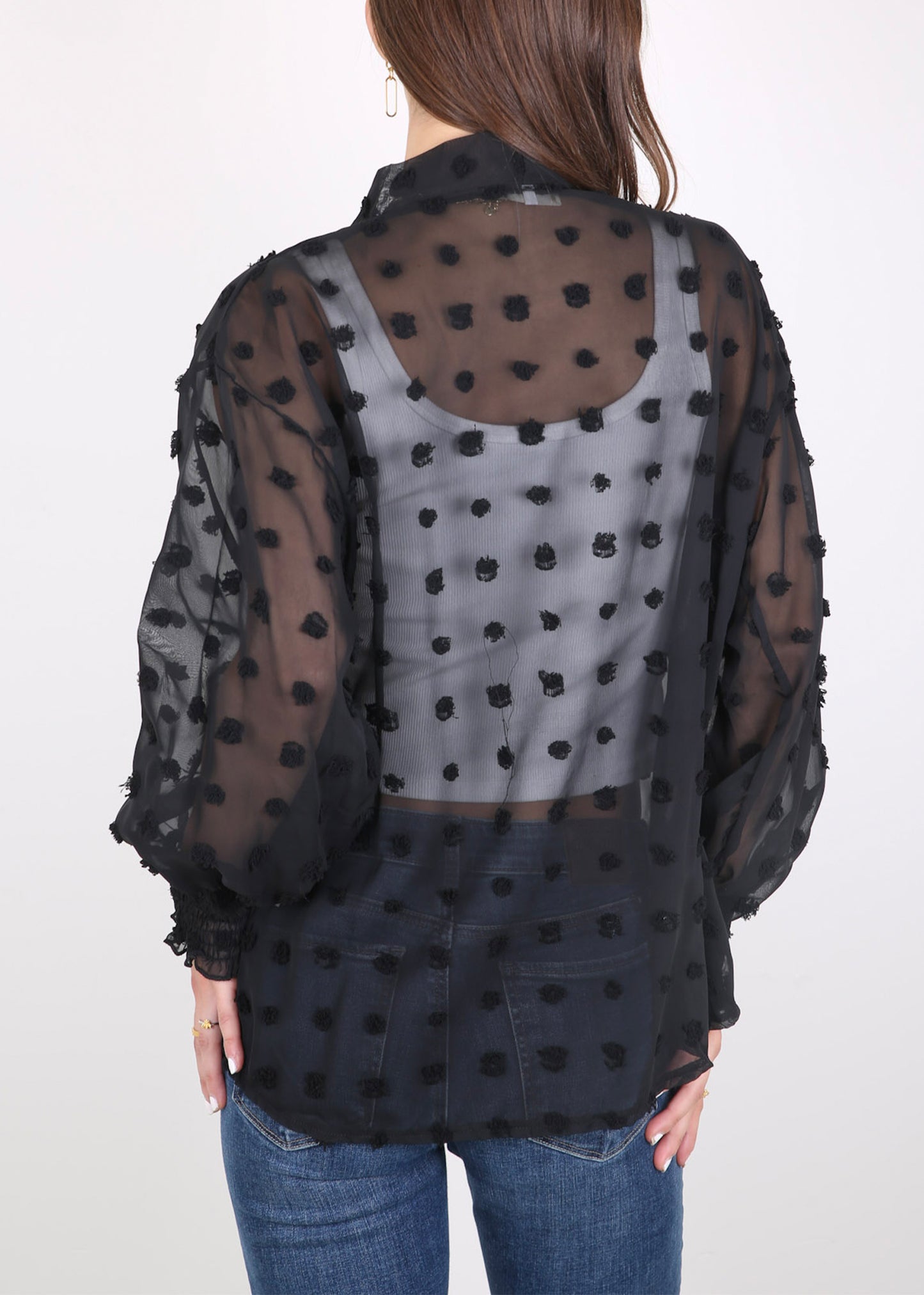 Cárdigan con mangas de obispo y puntos con clip