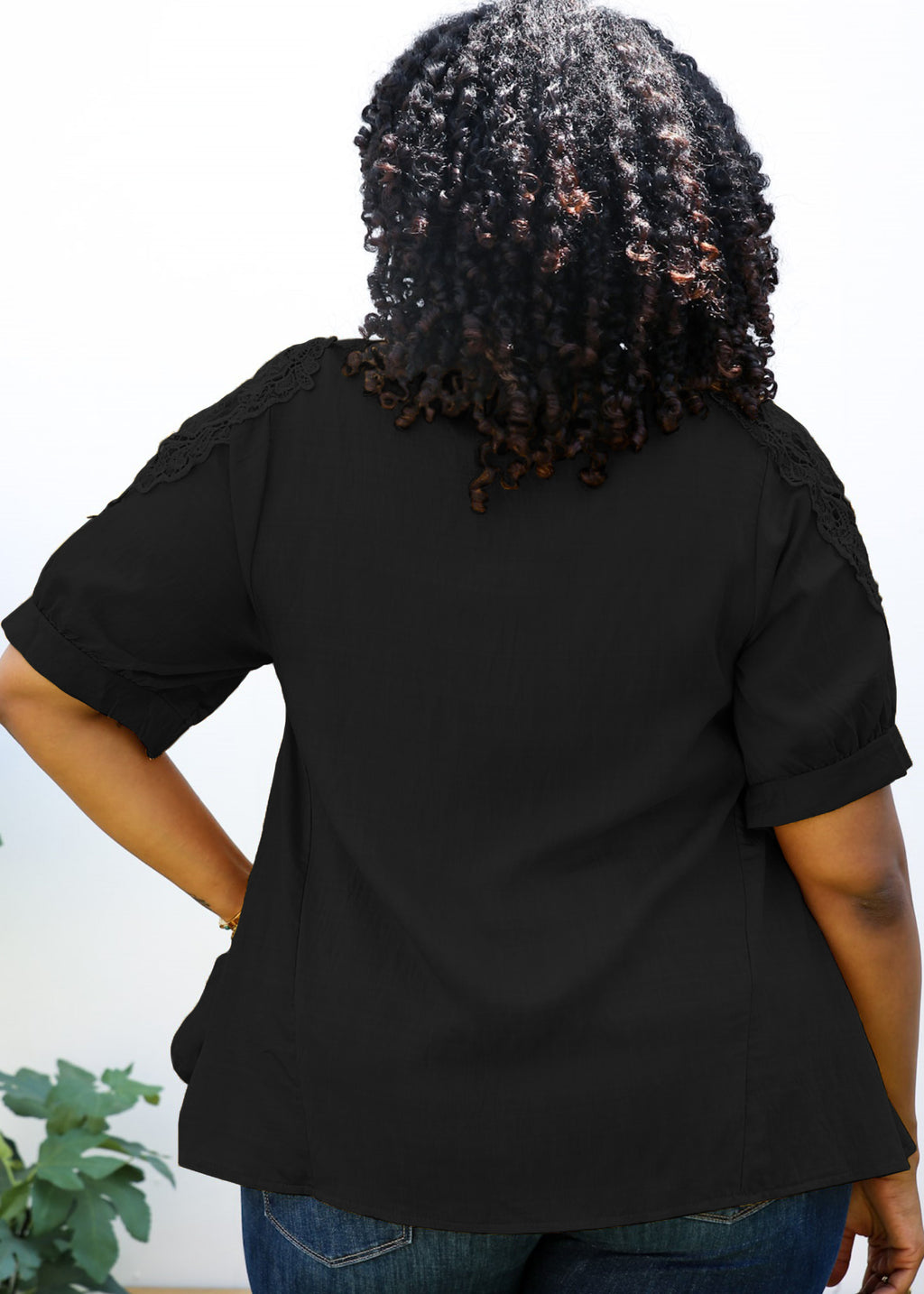 Blusa de manga corta con patrón de crochet abstracto de talla grande