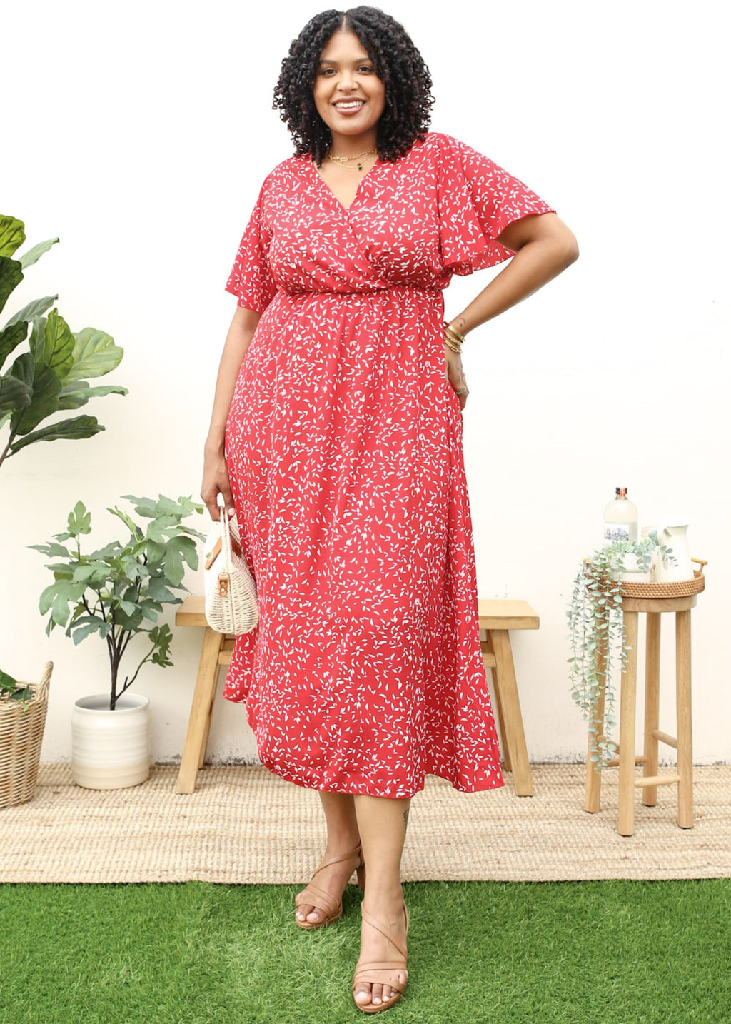 Vestido largo cruzado con estampado floral blanco y escote en V de talla grande 