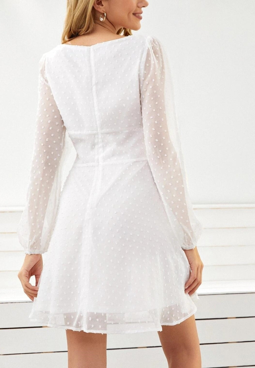 Vestido de escote cuadrado y busto fruncido