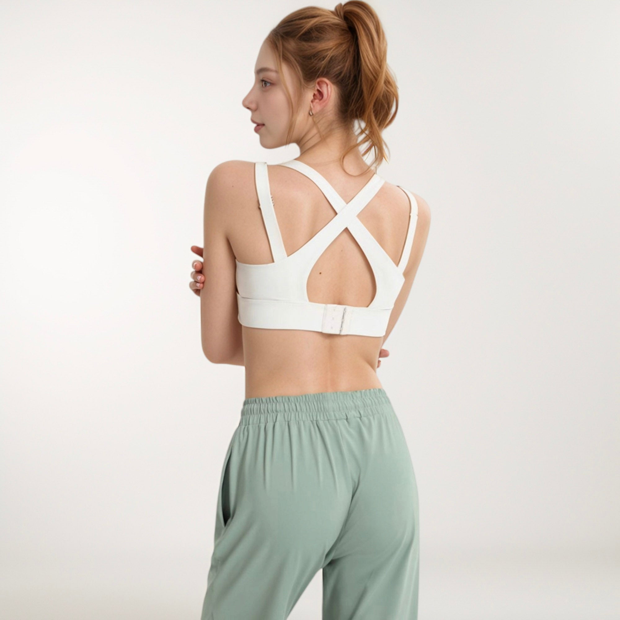 Anna-Kaci Active Women's Scoop Neck Active Sports Bra with Wide Adjustable Straps and Seam Detailing
