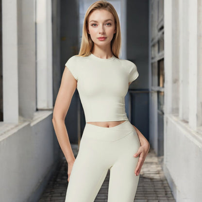 Anna-Kaci Women's Short Sleeve Cropped Activewear Top with Fitted Silhouette