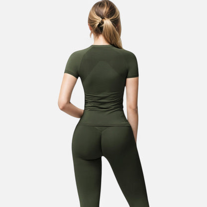 Anna-Kaci Active Women's Short Sleeve Seamless Fitted Tee with Crew Neck and Stretch Fabric