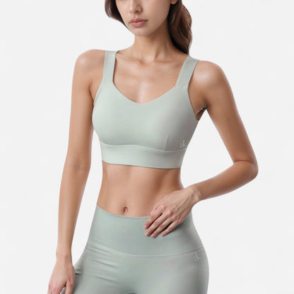 Anna-Kaci Women's Adjustable Hook Back Sports Bra with Wide Shoulder Straps and Scoop Neck Front Design