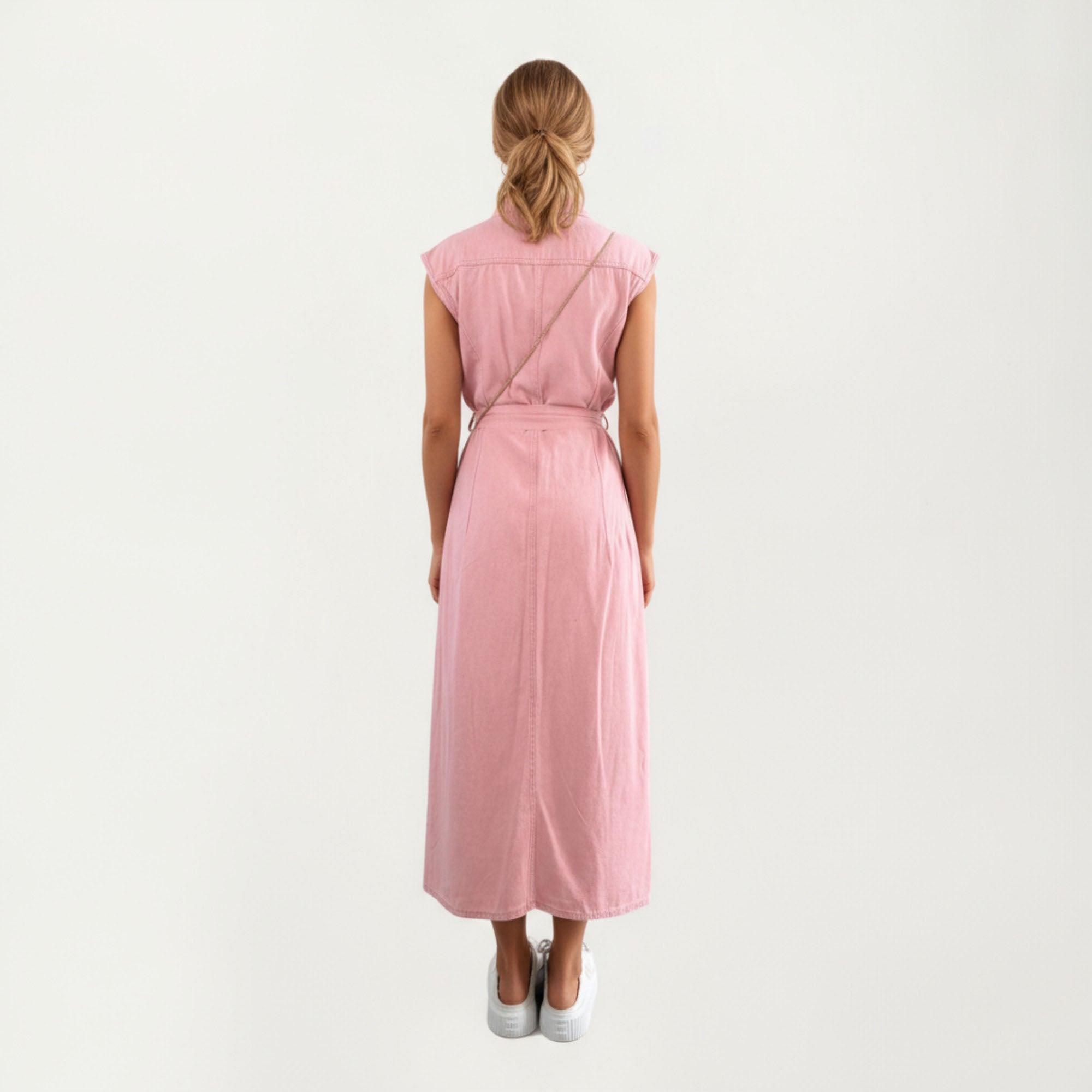 Anna-Kaci Women¡¯s Button Front Denim Maxi Dress with Adjustable Waist Tie Structured Collar Detail and Front Slit Accent