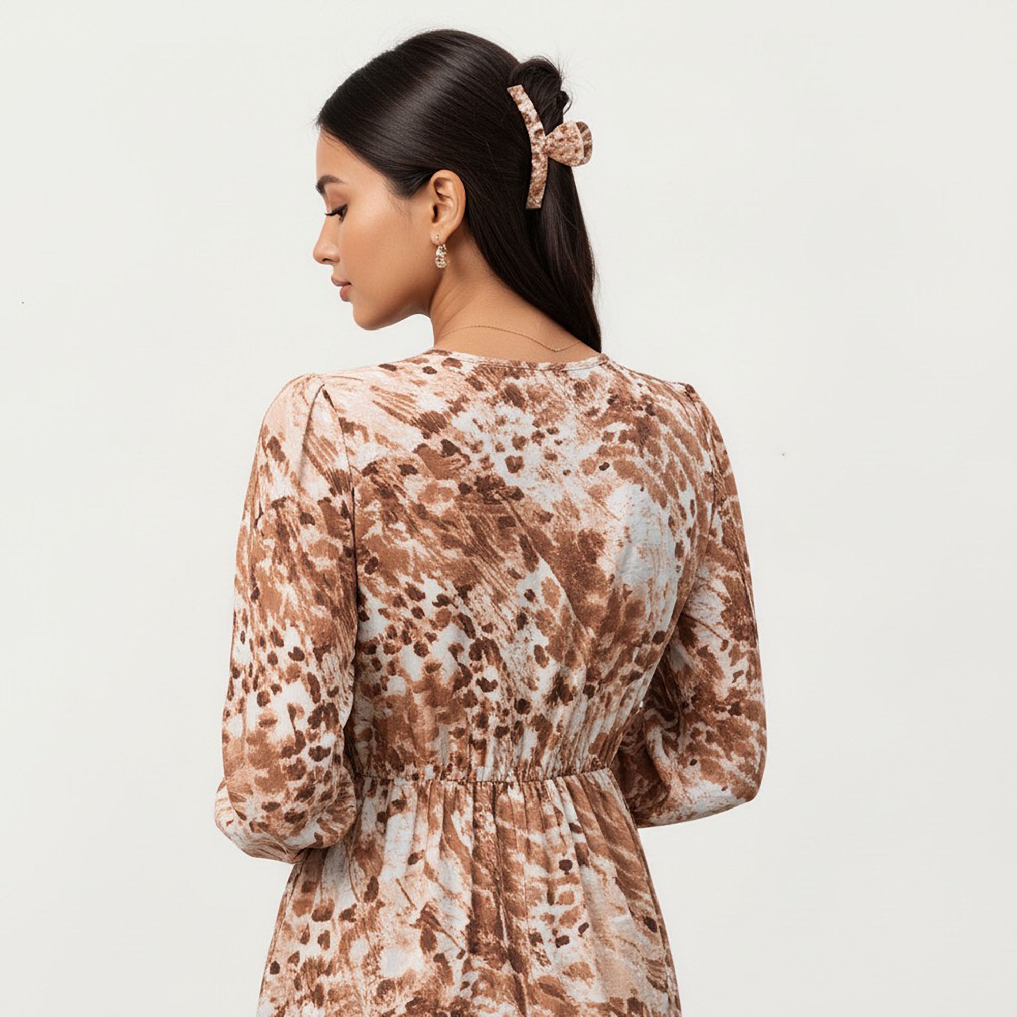 Anna-Kaci Women¡¯s Brown Animal Print Tiered Dress with Long Sleeves and V-Neckline