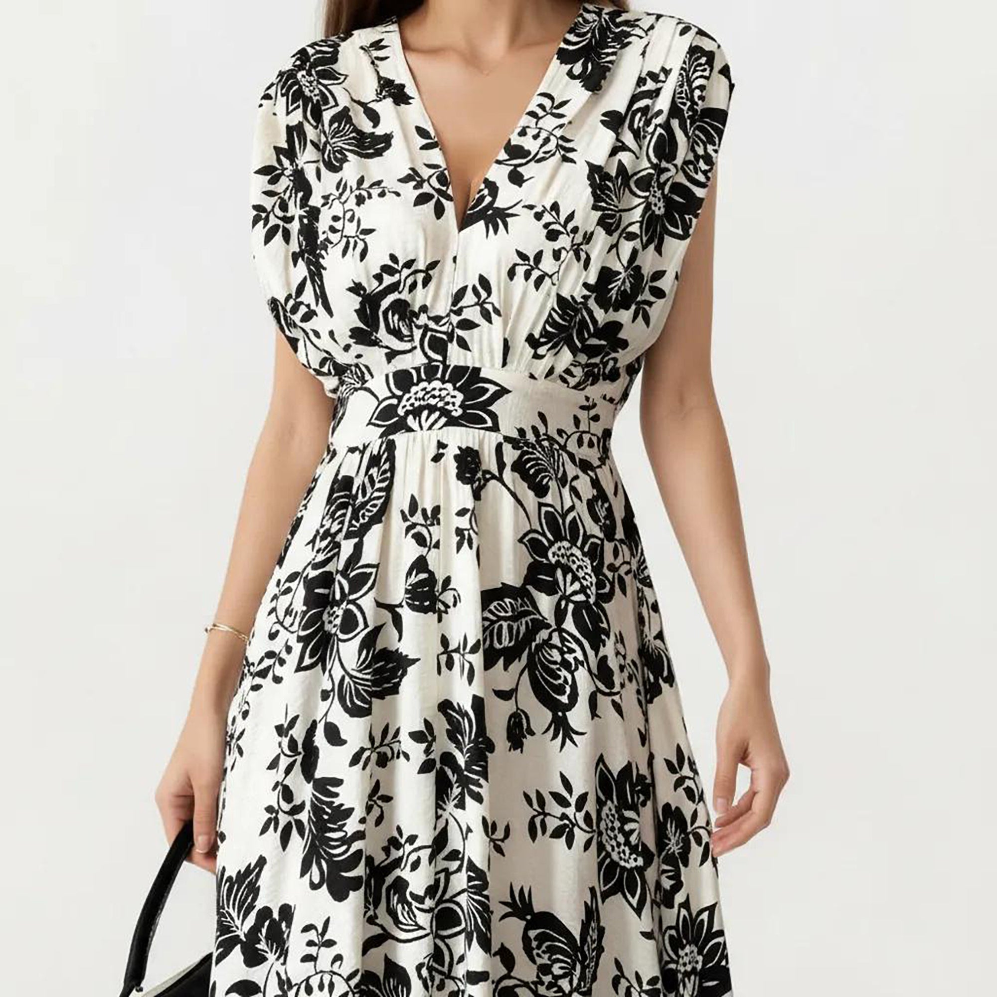 Anna-Kaci Women's V Neck Maxi Dress with Floral Print and Flutter Sleeves