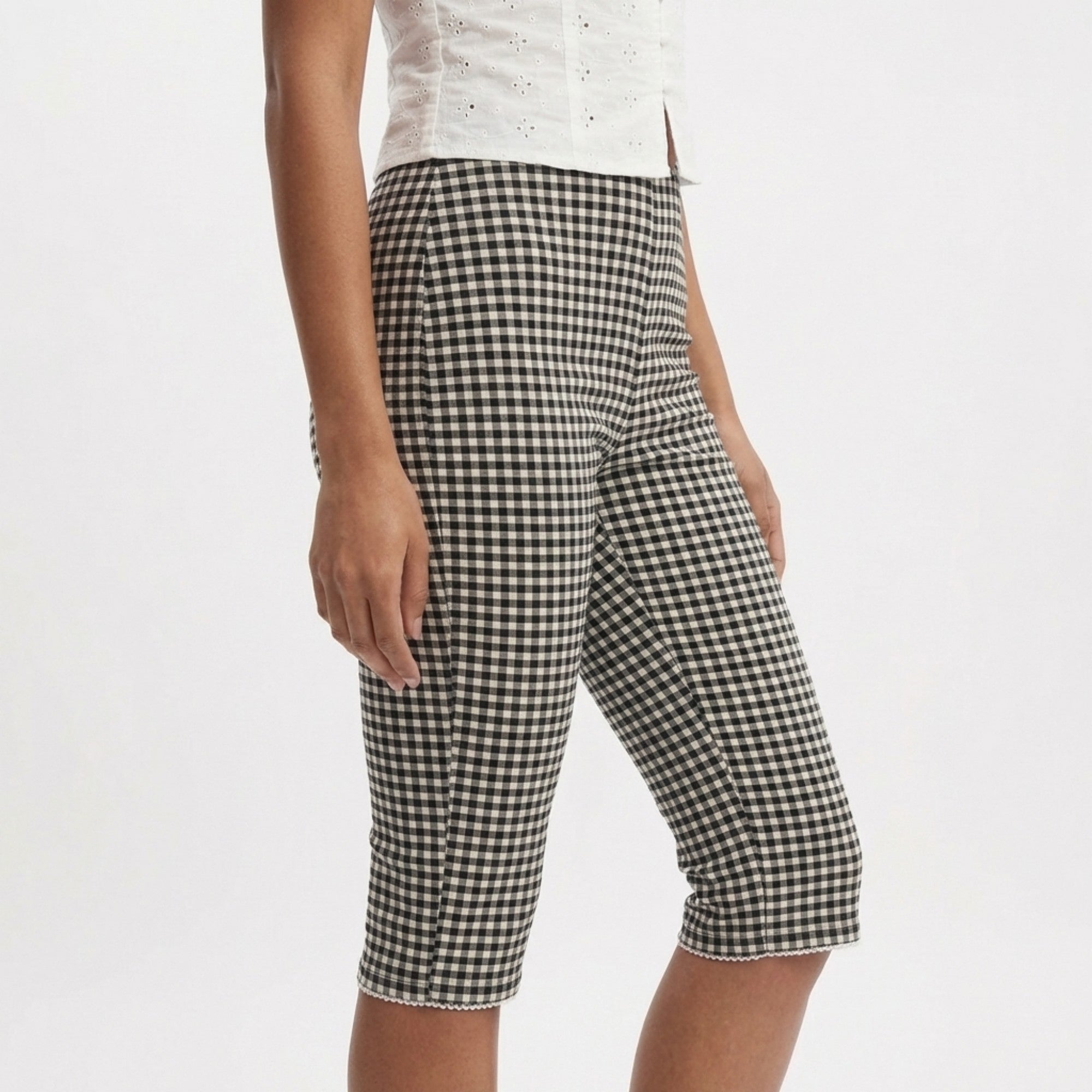 Anna-Kaci Gingham Capri Pants Mid Rise Stretch Fit Cropped Length Slim Silhouette
