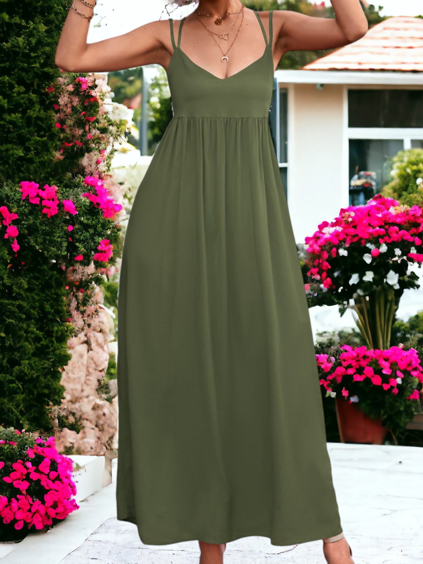 Vestido largo con bolso de lazo y doble tira