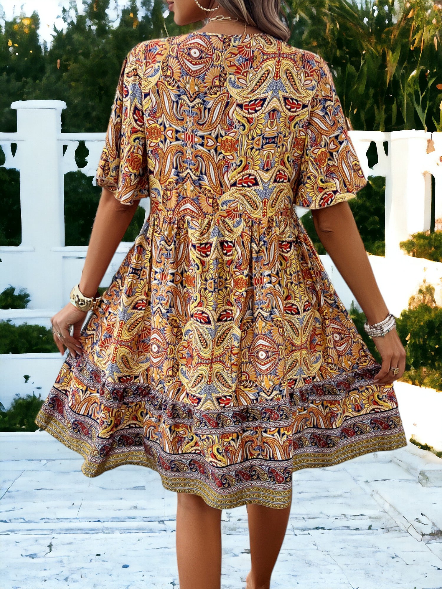 Vestido casual estampado con cuello en V a la moda