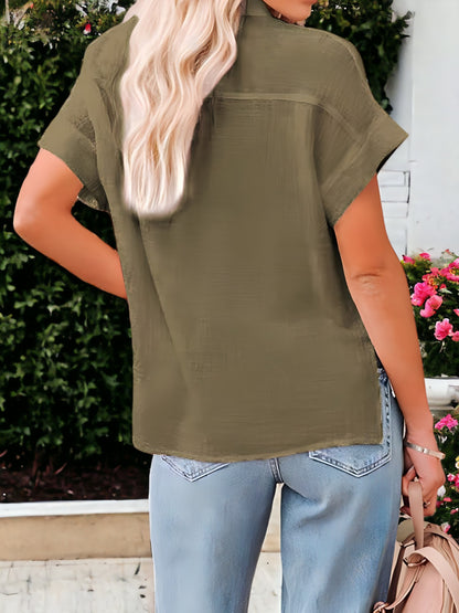 Short-Sleeved Casual Side Slit pocket shirt