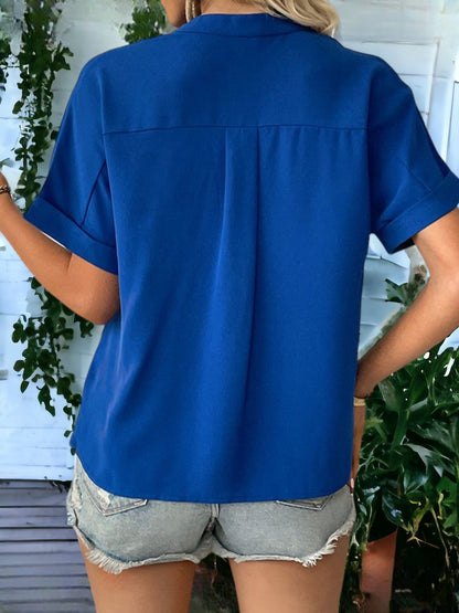 Short-Sleeved Cuffed Solid Color V-Neck Pocket Shirt