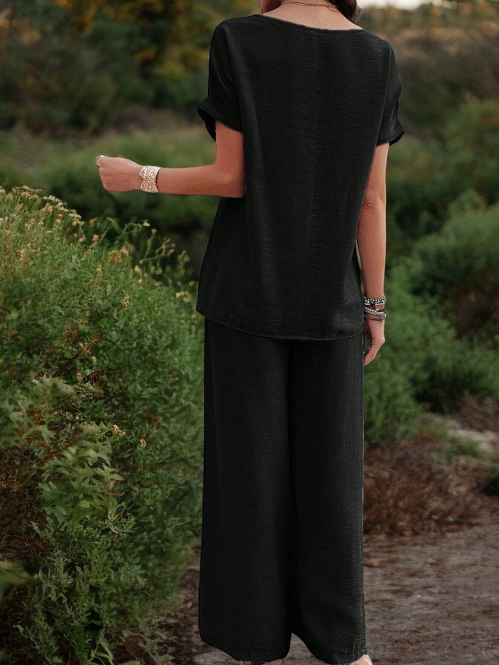 Conjunto de dos piezas para mujer Anna-Kaci con top con detalle bordado y pantalones de pierna ancha