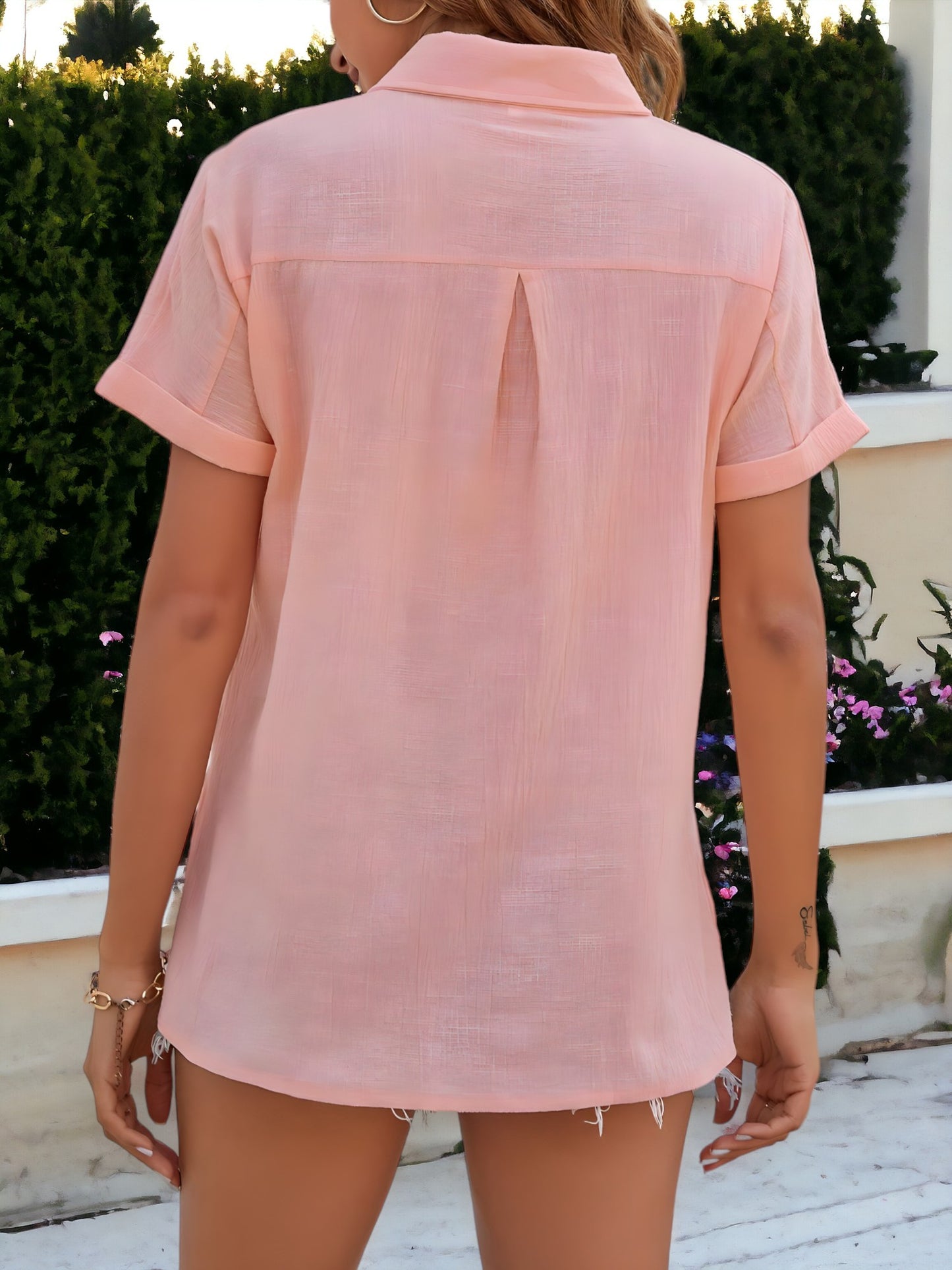 Short-Sleeved Casual Side Slit pocket shirt