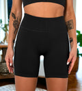 Pantalones cortos de yoga con costuras roscadas en la cadera