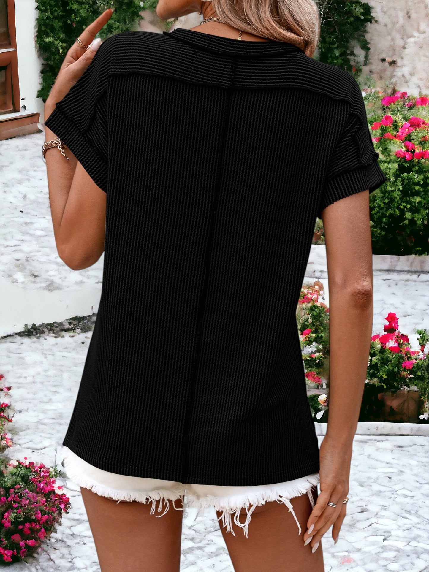 Striped Textured Round Neck Short Sleeve Exposed Edge T-Shirt