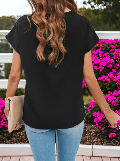 Blusa de manga corta con escote en V y detalle de encaje