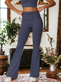 Pantalones ajustados de cintura alta que realzan los glúteos