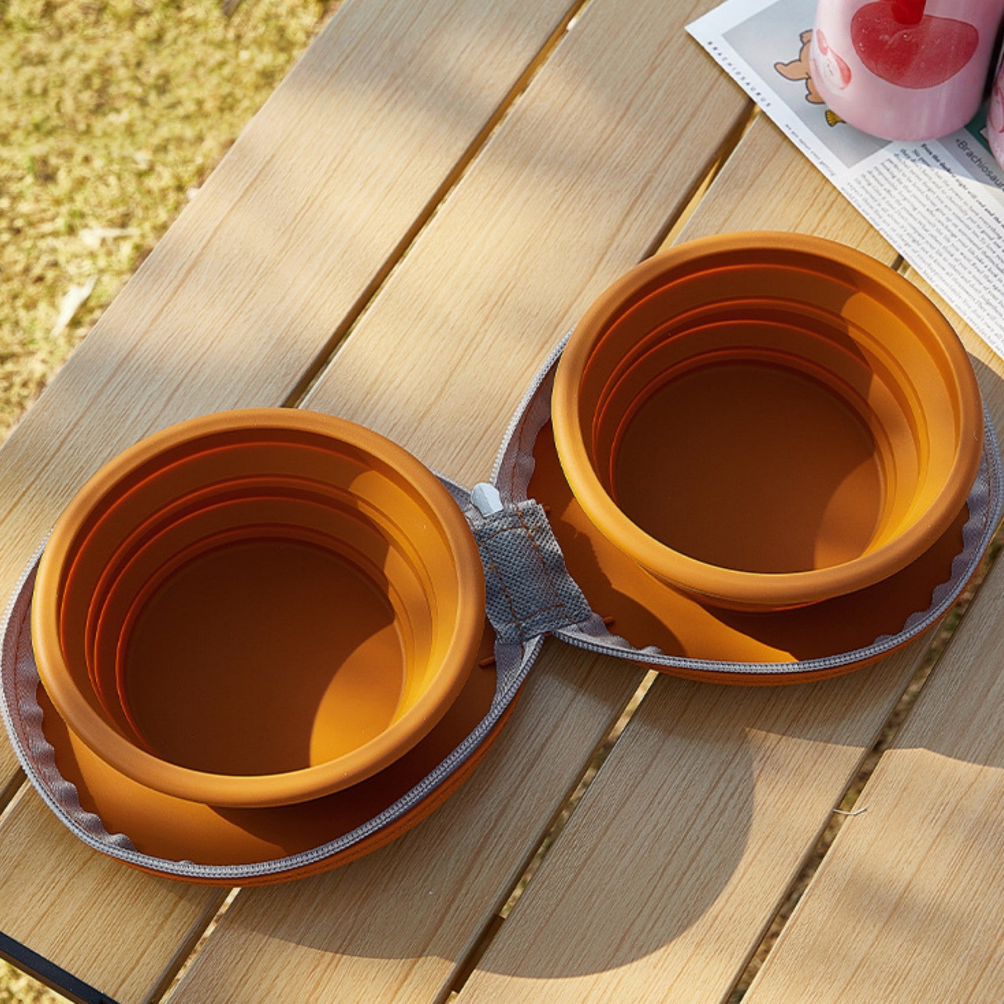 Anna-Kaci Portable Foldable Pet Feeding Bowl with Double Collapsible Design and Zipper Storage Case