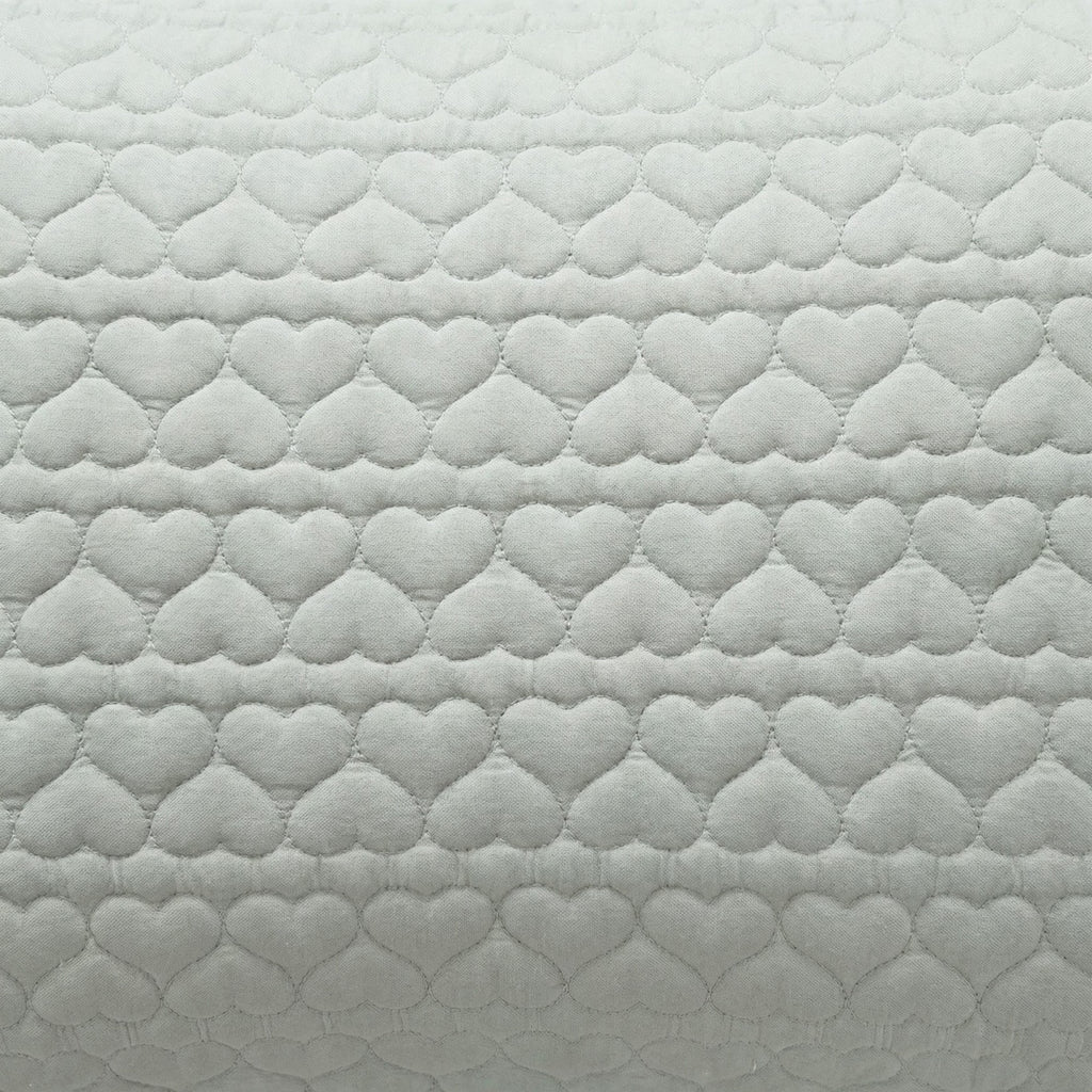 Anna-Kaci 2-Pack Heart Quilted Pillowcases with Envelope Closure Decorative Sleep Cover Set 18.9x29in