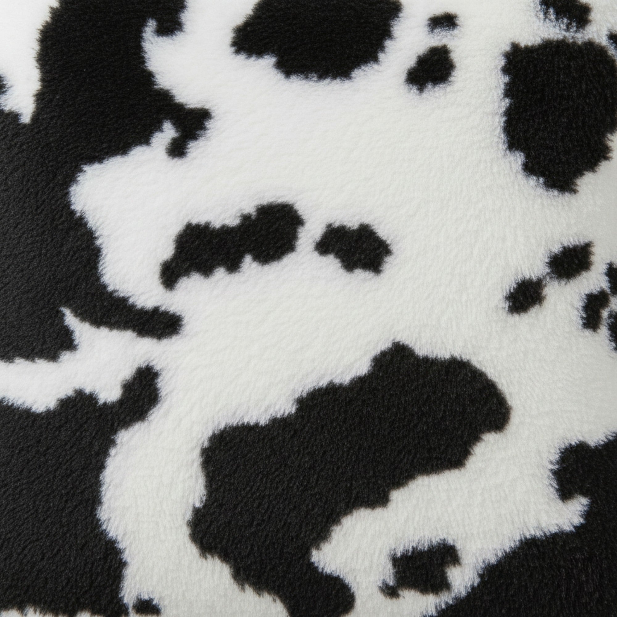 Anna-Kaci Cow Print Decorative Throw Pillow Covers 2-Pack Soft Plush Square Cushion Covers with Hidden Zipper 17.7x17.7in