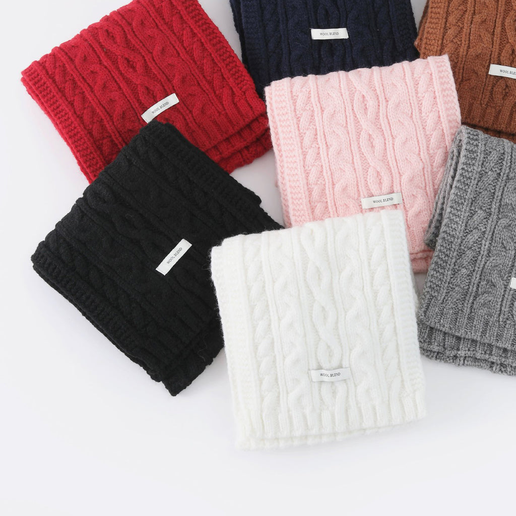 Anna-Kaci Women¡¯s Cable Knit Scarf with Soft Textured Wool-Blend Yarn and Classic Ribbed Edges for Warm Comfortable Layering in a Cozy Finish