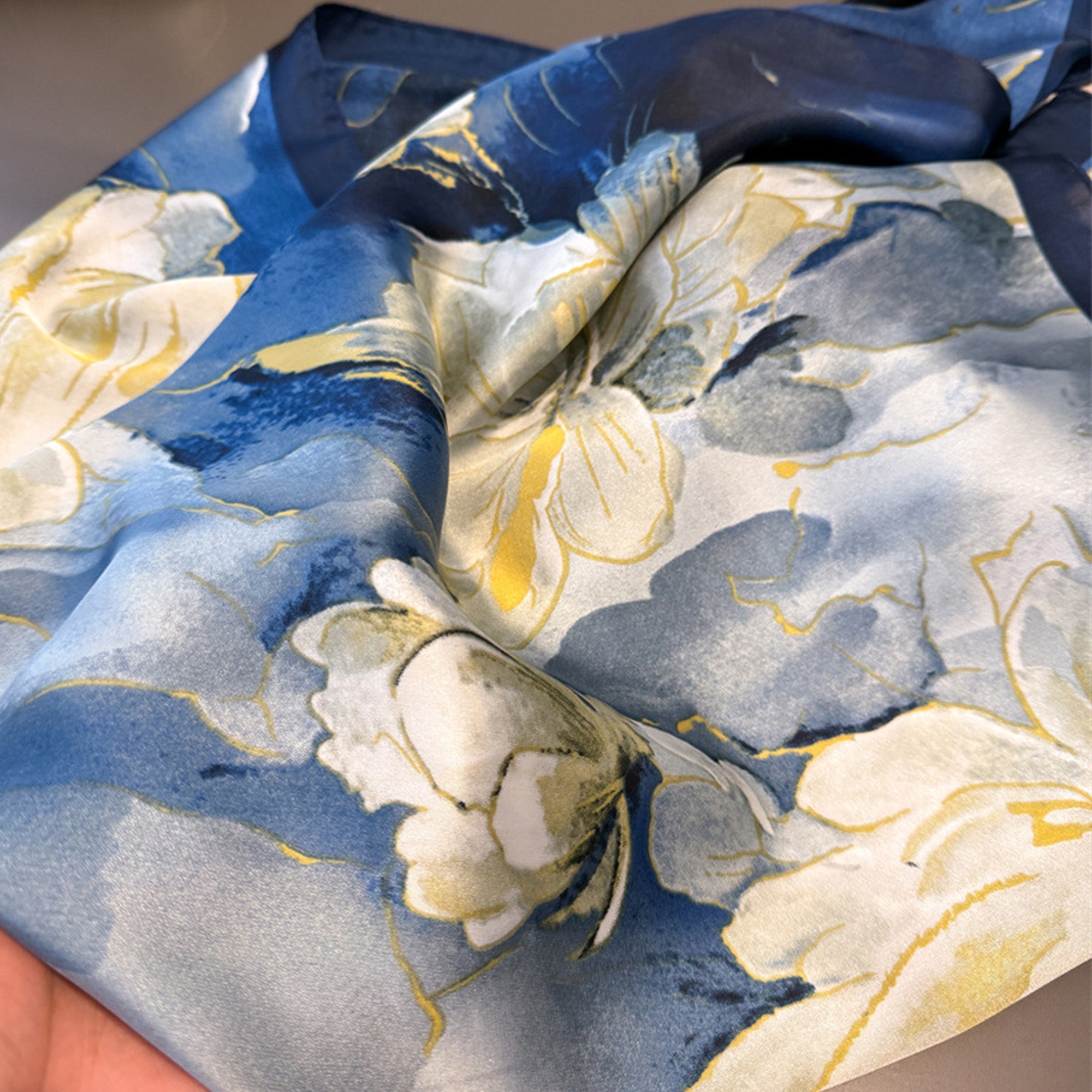 Anna-Kaci Women's Floral Print Satin Scarf Lightweight Square Wrap 35.4¡Á35.4 Inches