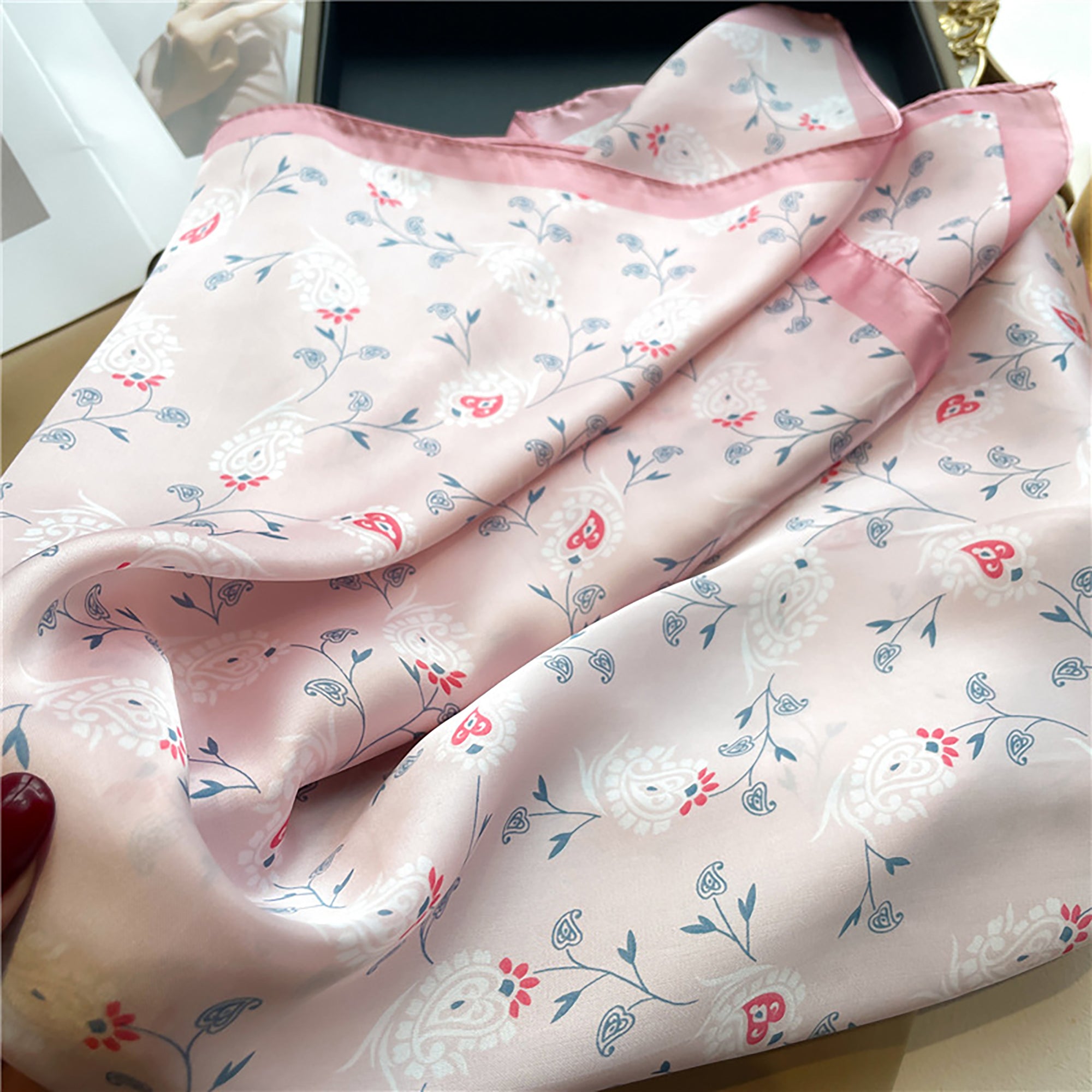 Anna-Kaci Womens Satin Square Scarf with Vintage Floral Print 27.5¡Á27.5inches
