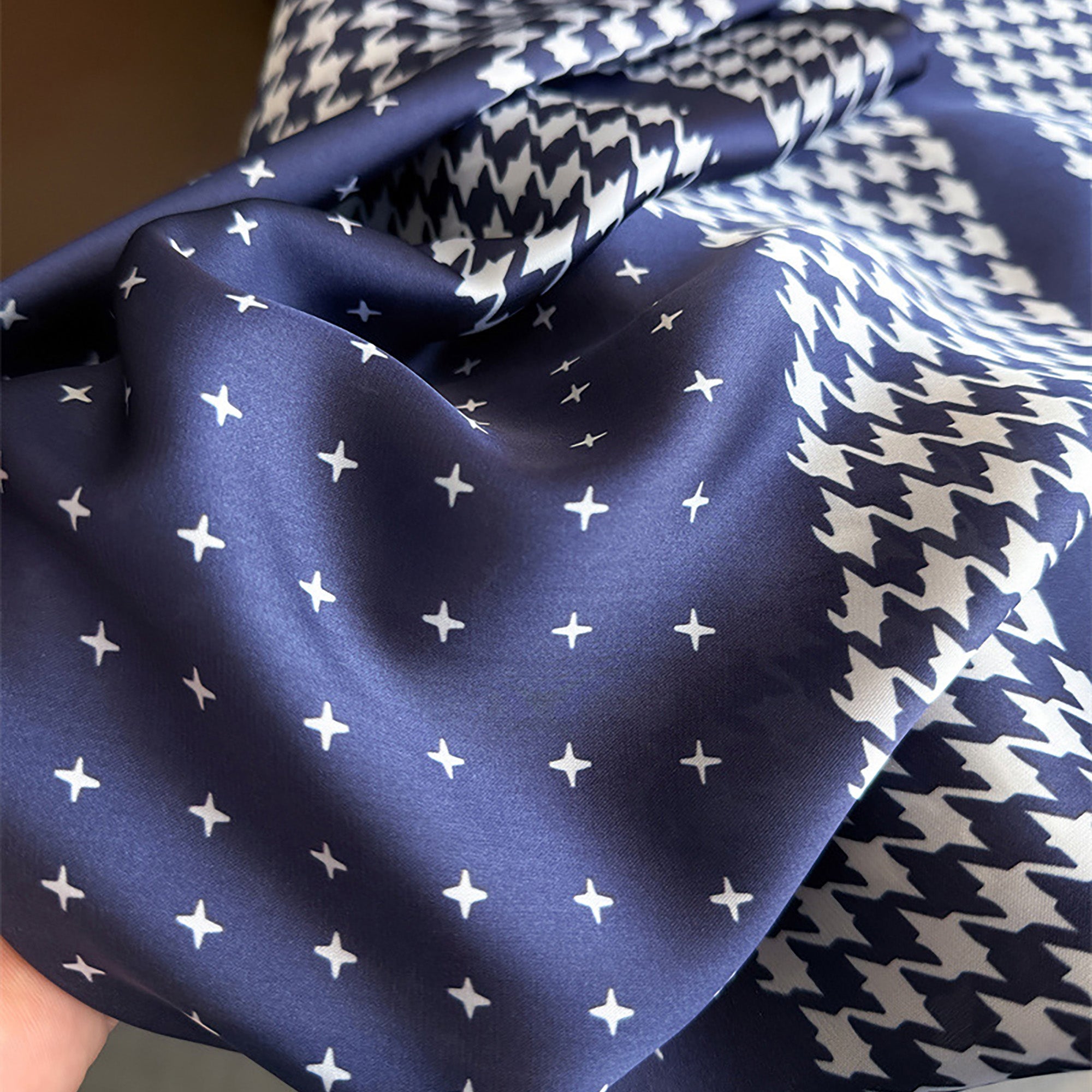 Anna-Kaci Women Satin Square Scarf with Houndstooth Print Fashion Accessory 27.5¡Á27.5inches