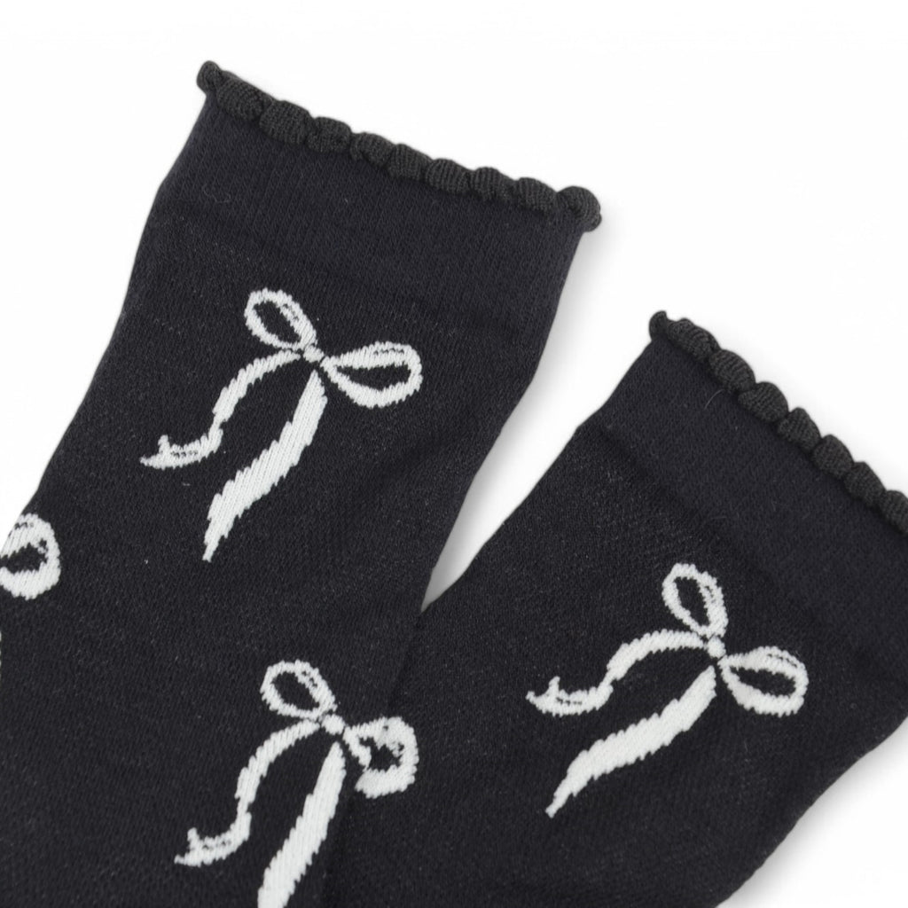 Women's 2-Pack Bow Pattern Crew Socks with Scalloped Trim and Contrast Details