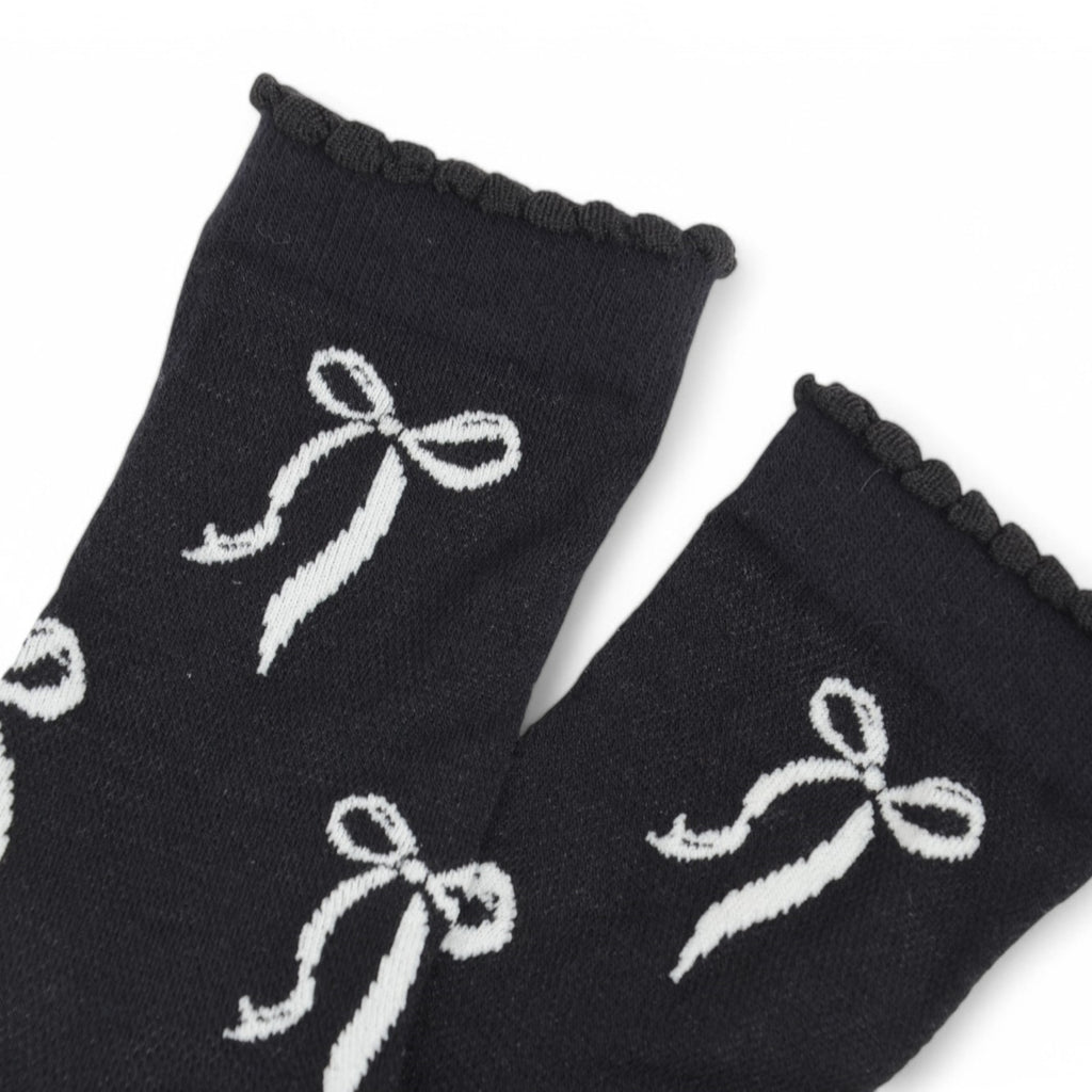 Women's 2-Pack Bow Pattern Crew Socks with Scalloped Trim and Contrast Details