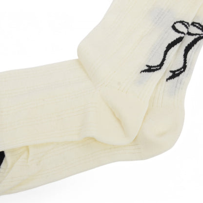 Women's 2-Pack Bow Pattern Crew Socks with Scalloped Trim and Contrast Details