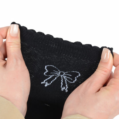 Women's 3-Pack Bow Embroidery Crew Socks with Scalloped Trim and Soft Knit Fabric