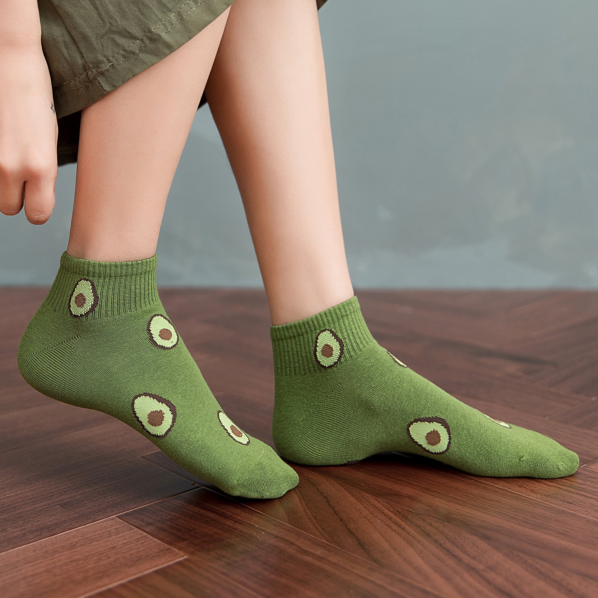Anna-Kaci Women's Avocado Ankle Socks Non Slip Cotton for Casual Stability and Comfort 2 Pairs - One Size Fits Most