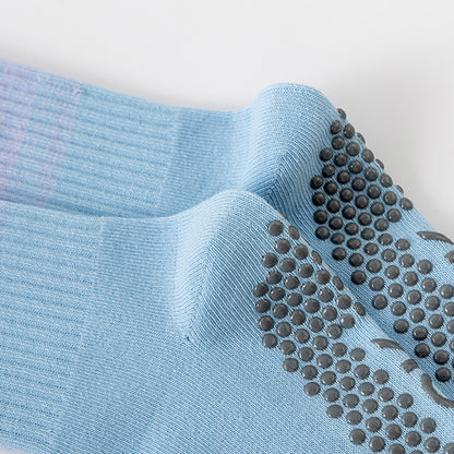 Anna-Kaci 2 Pairs Gradient Ribbed Crew Socks with Non-Slip Grip Bottom for Indoor or Studio Use