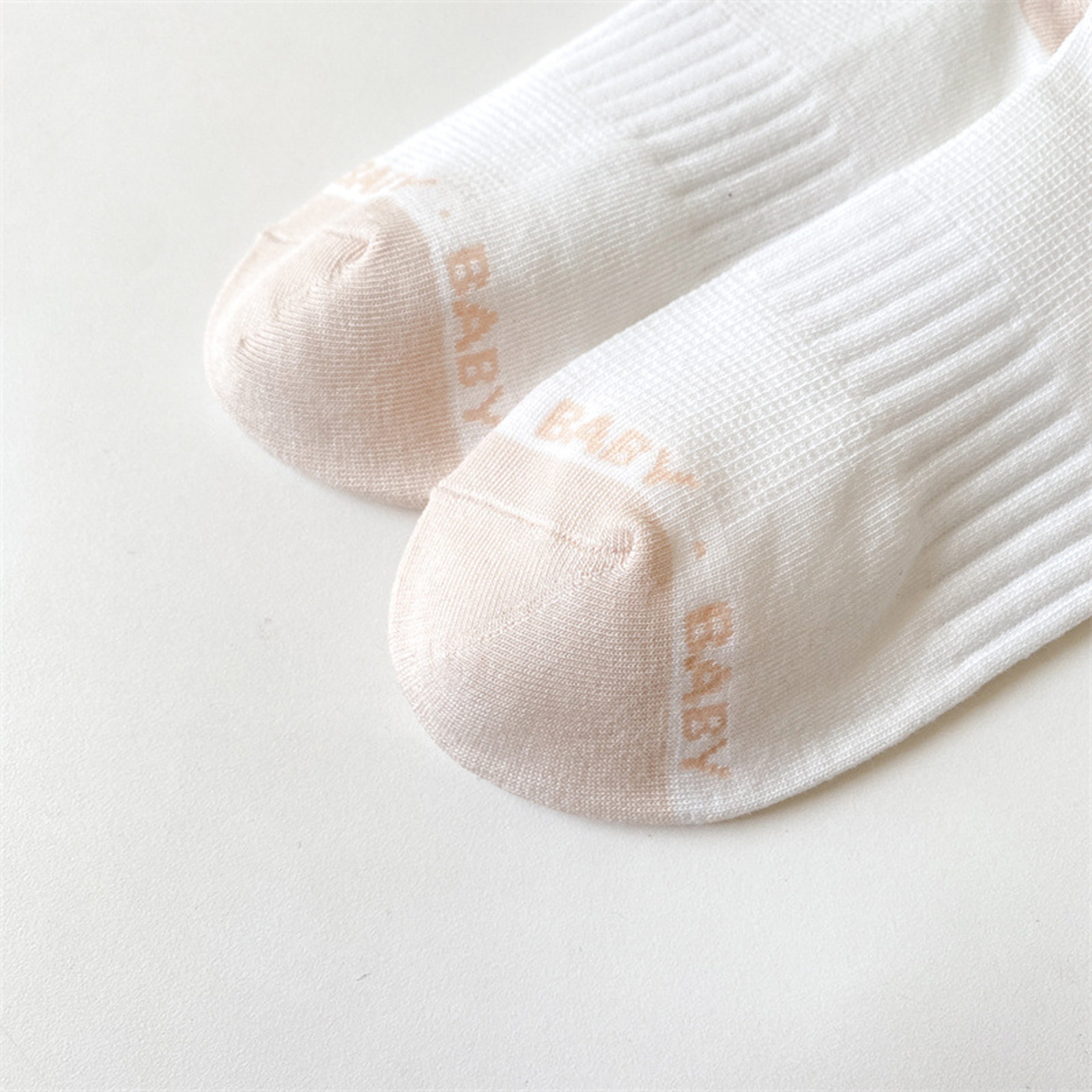 Anna-Kaci Women's Ribbed Ankle Socks with Contrast Toe and Heart Detail for Everyday Casual Wear
