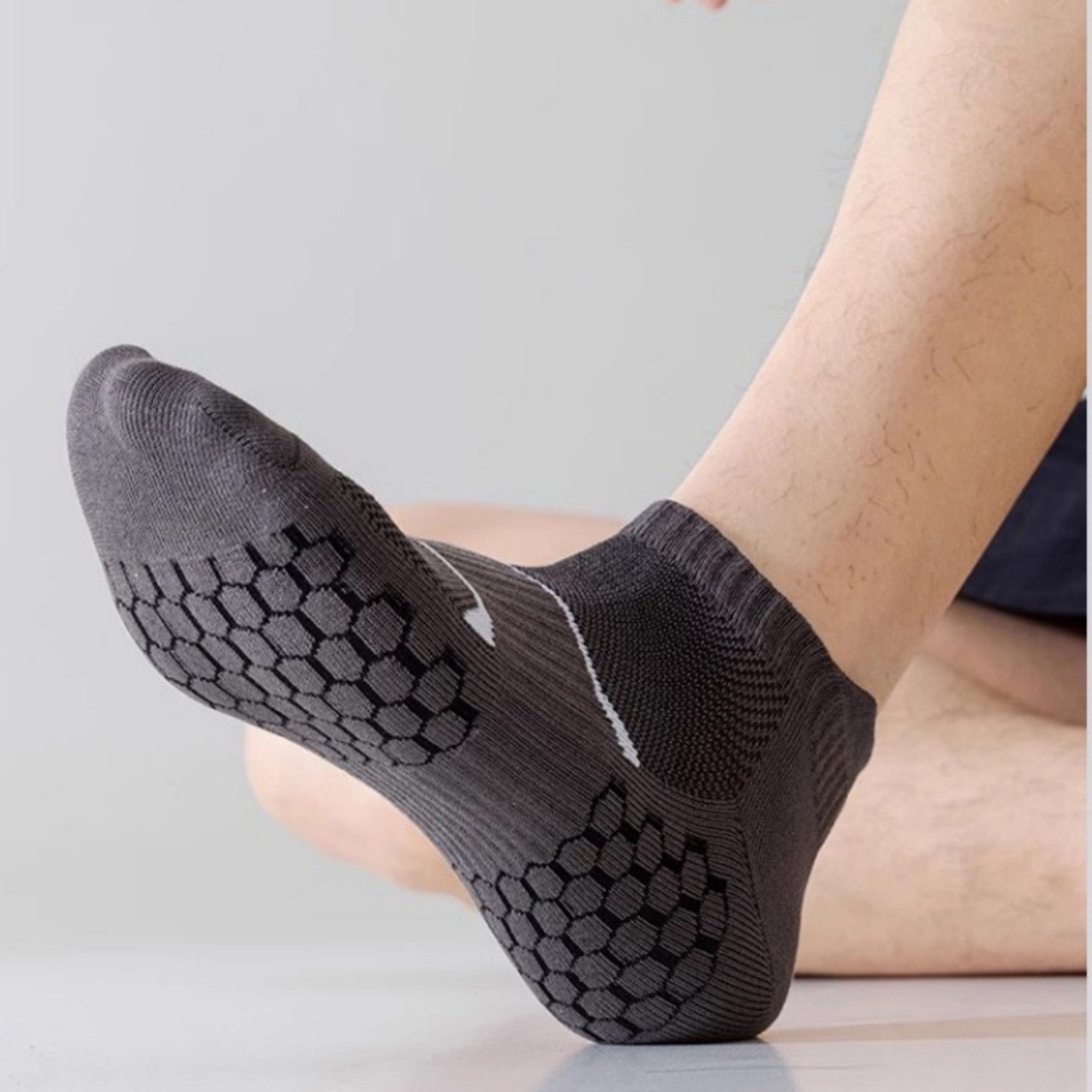 Anna-Kaci Men's Cushioned Low Cut Grip Socks 5-Pack with Arch Support and Breathable Mesh Panels