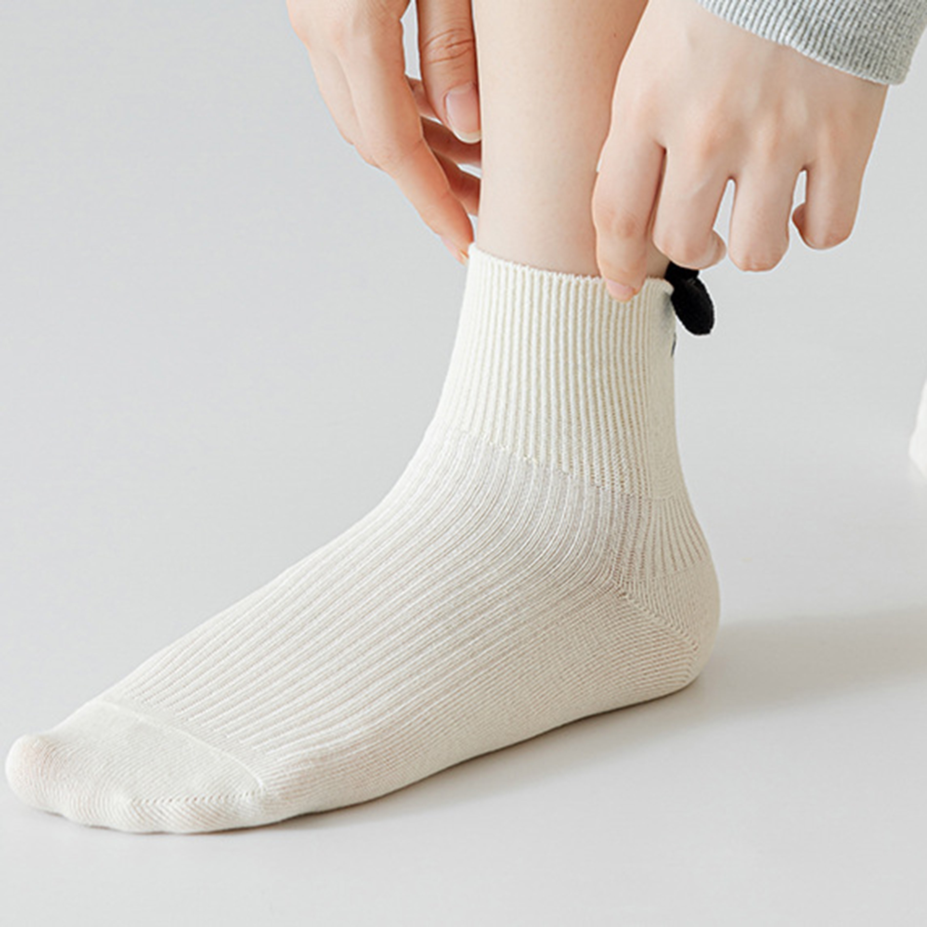 Anna-Kaci 2 Pairs Ribbed Ankle Socks with 3D Puppy Ear Detail and Embroidered Dog Face for Fun Everyday Style