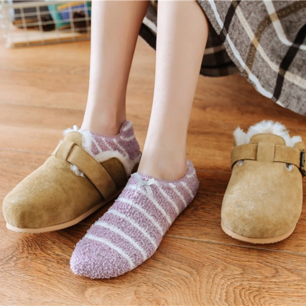 Anna-Kaci Women's 3-Pack Non-Slip Plush Fuzzy Slipper Socks with Fabric Bow and Grip Bottoms