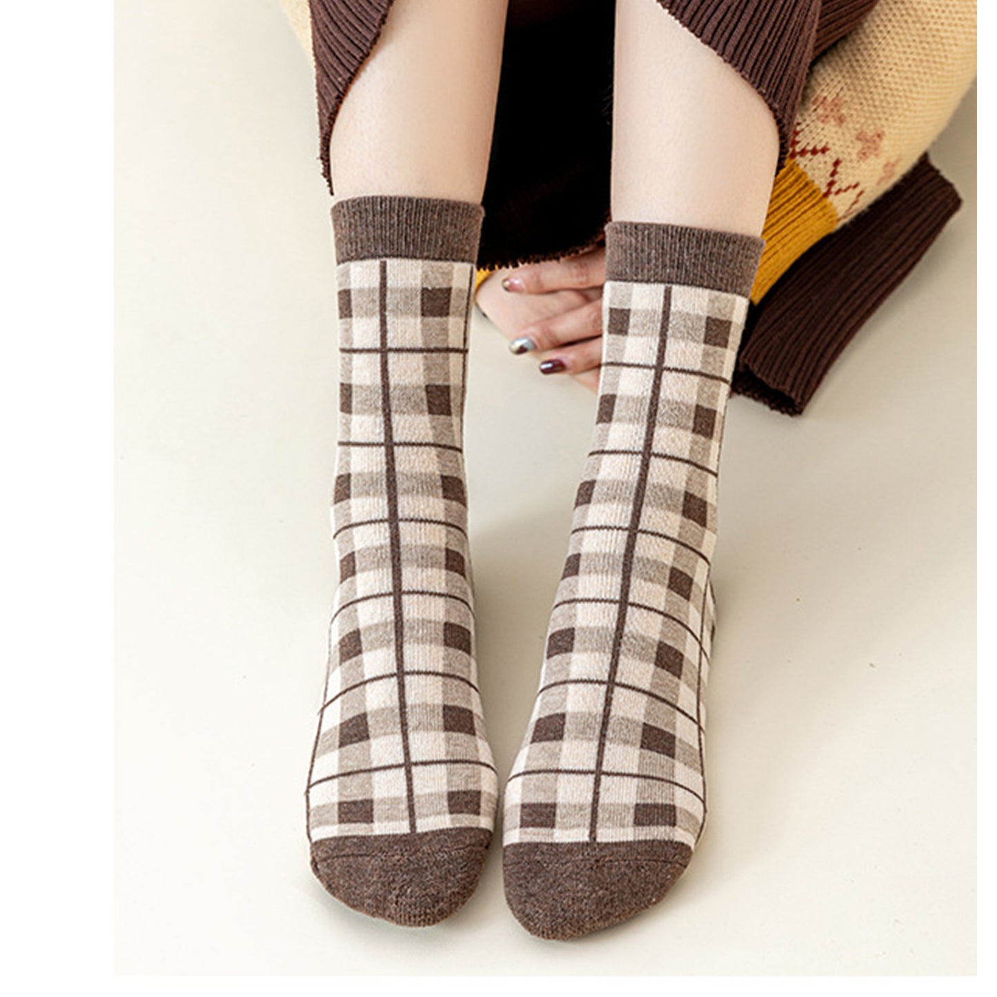 Anna-Kaci Women's 4 Pairs Knit Socks with Floral and Plaid Patterns Soft Warm Fabric and Ribbed Comfort Cuffs