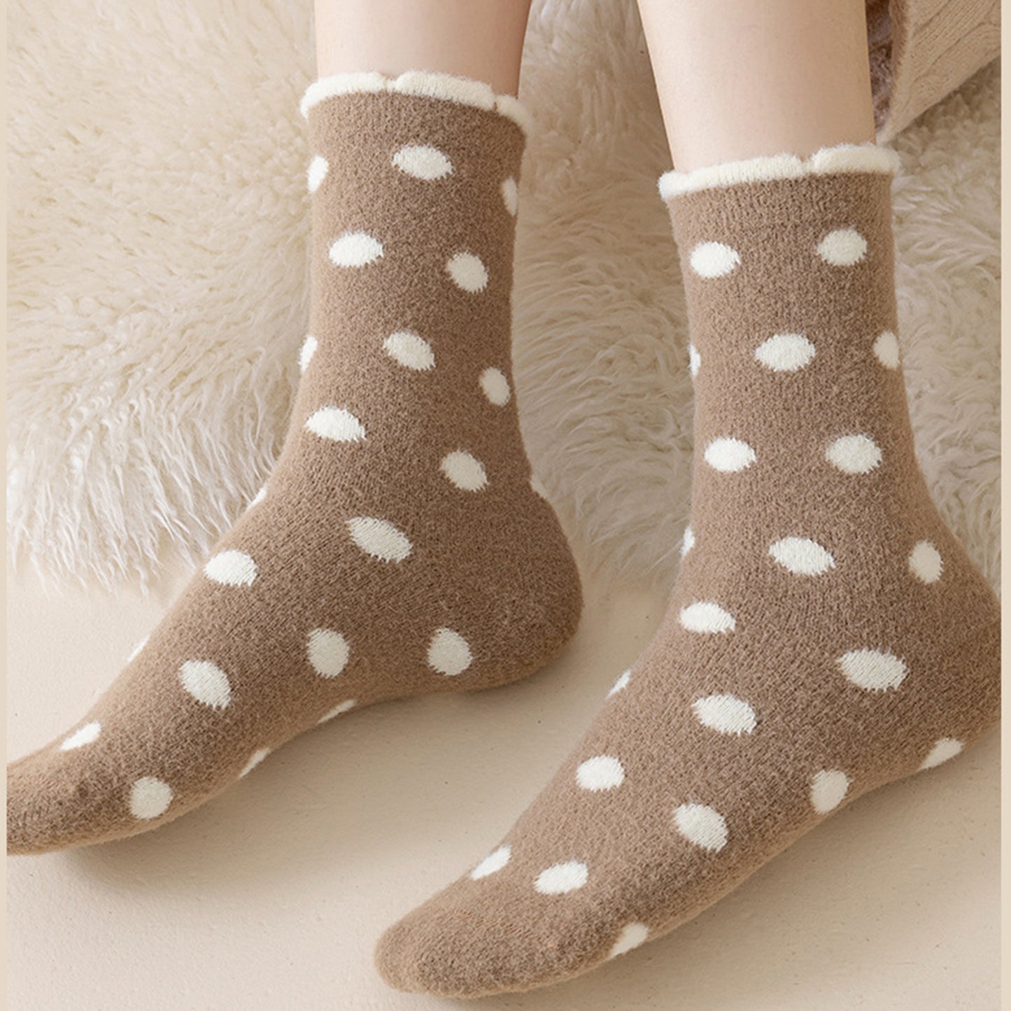 Anna-Kaci 3 Pairs Women's Plush Crew Socks with Polka Dot Pattern and Thick Fleece Lining